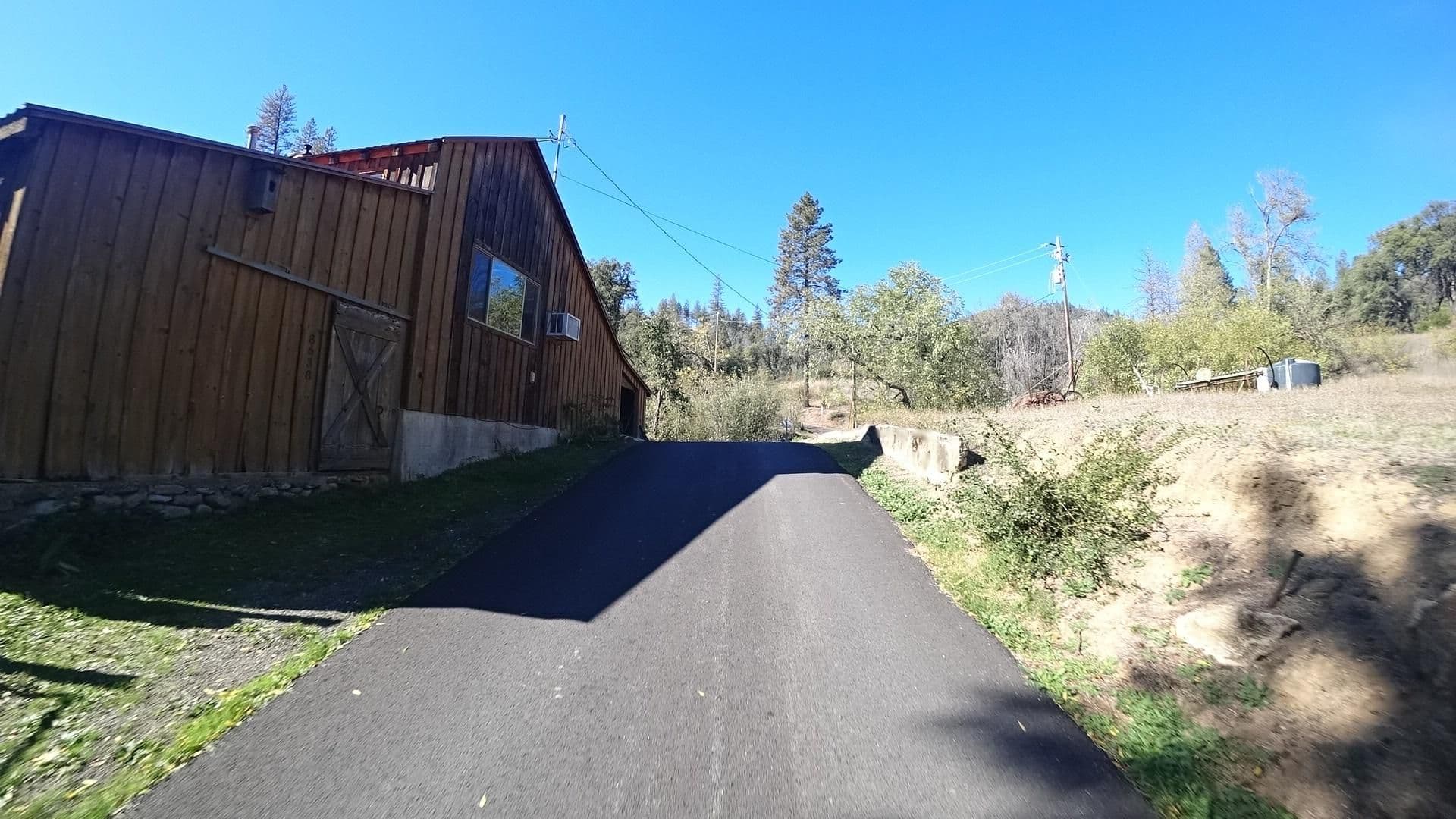 Street view near The Barn House at Stonewall Ranch, Shasta — © marker_geo (CC BY-SA · Mapillary)