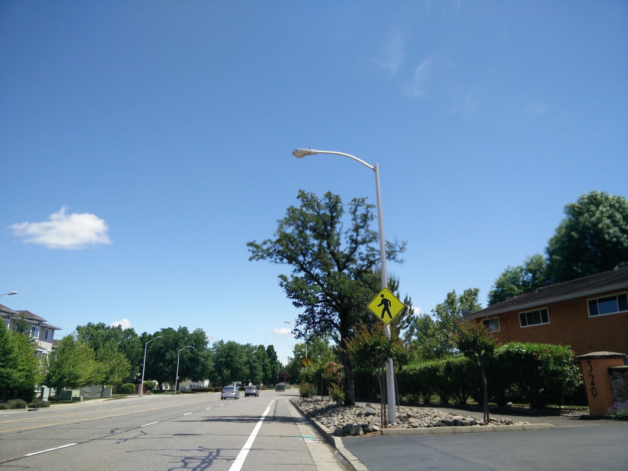 Street view near Anastacio Stanley, Redding — © adamant1 (CC BY-SA · Mapillary)