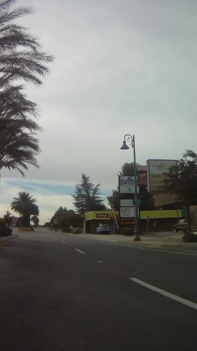 Street view near La Quinta Inn & Suites Redding, Redding — © richlv (CC BY-SA · Mapillary)