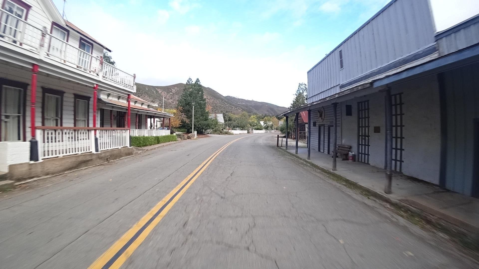 Street view near French Gulch Hotel, Shasta — © marker_geo (CC BY-SA · Mapillary)