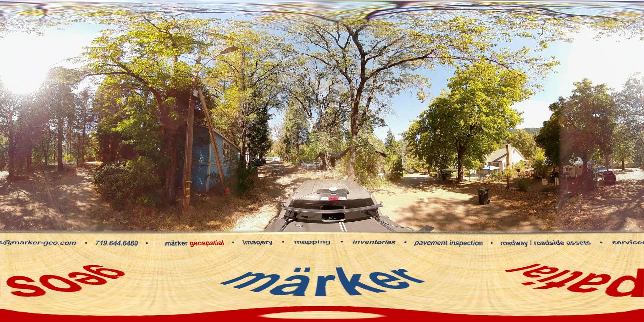 Street view near Amma's Lodge, Dunsmuir — © marker_geo1 (CC BY-SA · Mapillary)