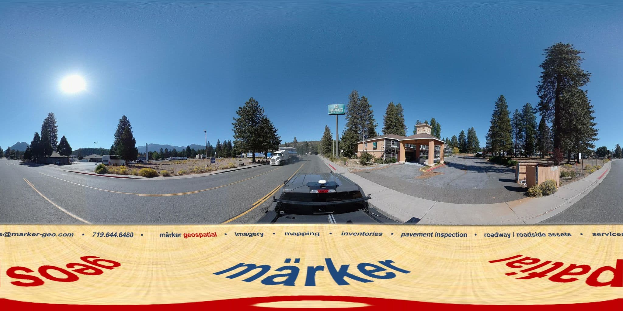 Street view near Quality Inn & Suites, Weed — © marker_geo1 (CC BY-SA · Mapillary)