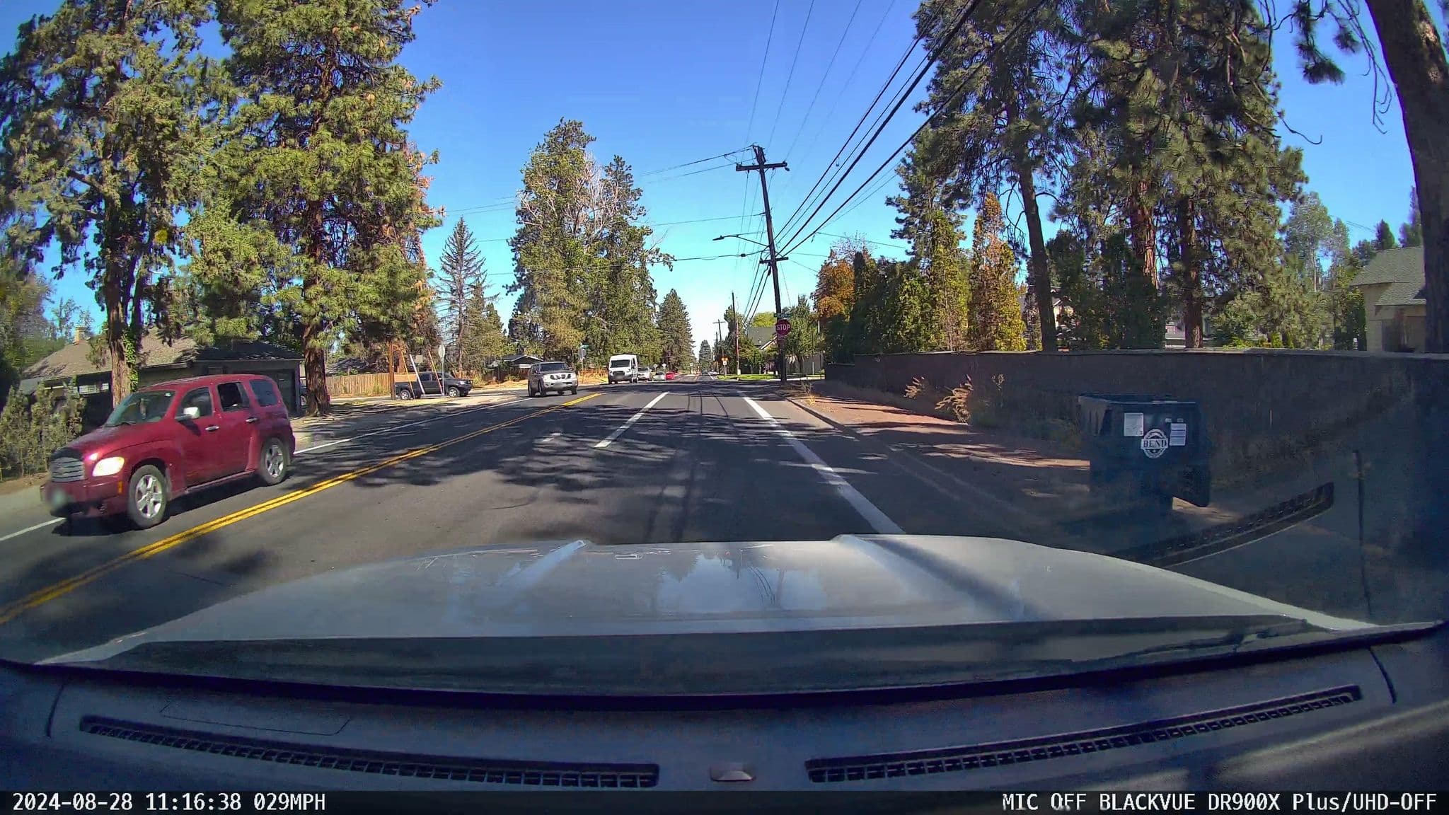 Street view near The Country Inn the City, Bend — © n_skinner (CC BY-SA · Mapillary)