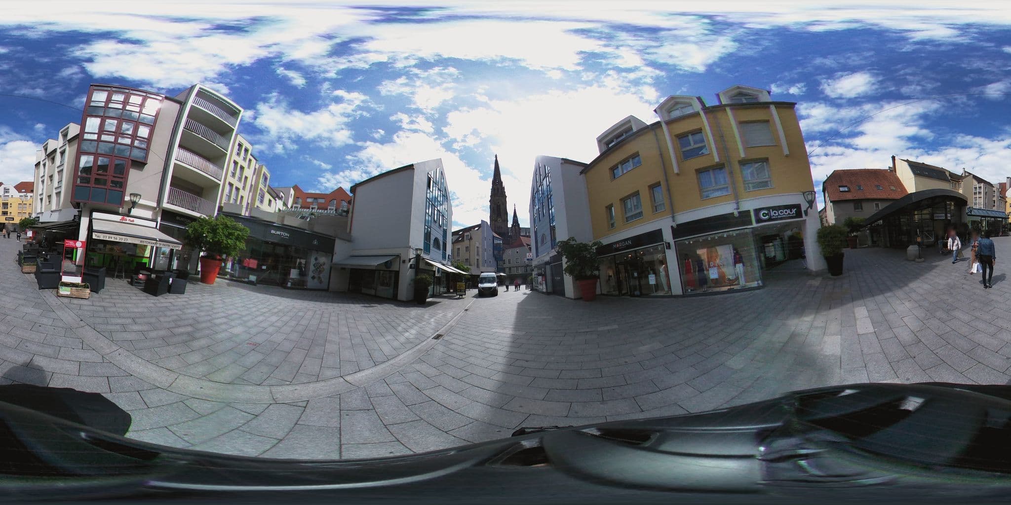 Street view near La Maison Hotel Mulhouse Centre, Mulhouse — © simon_geovelo (CC BY-SA · Mapillary)