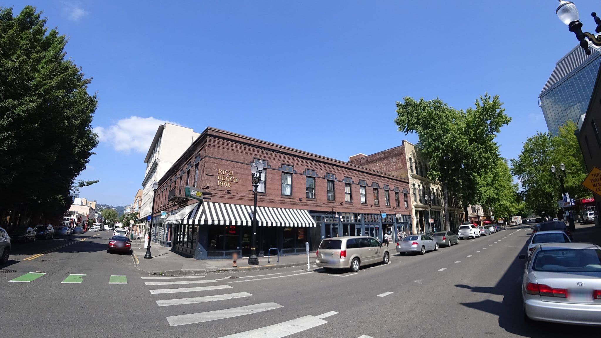 Street view near Estate Hotel, Portland — © mly_pdx01 (CC BY-SA · Mapillary)