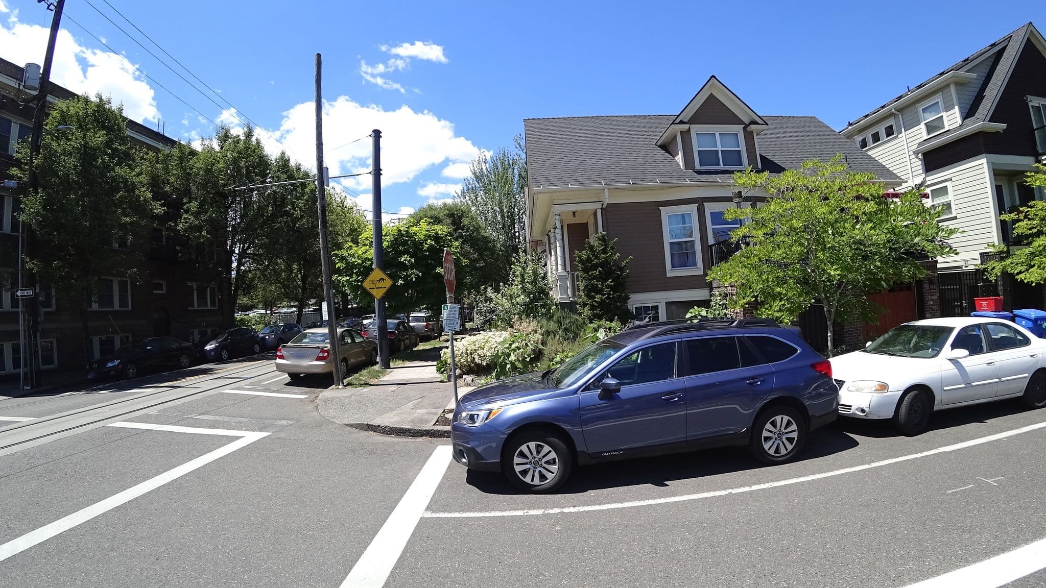 Street view near Benson Manor, Portland — © mly_pdx01 (CC BY-SA · Mapillary)