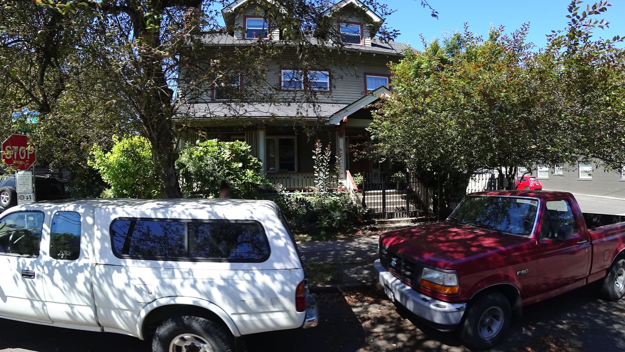 Street view near Portland International Guesthouse, Portland — © mly_pdx01 (CC BY-SA · Mapillary)