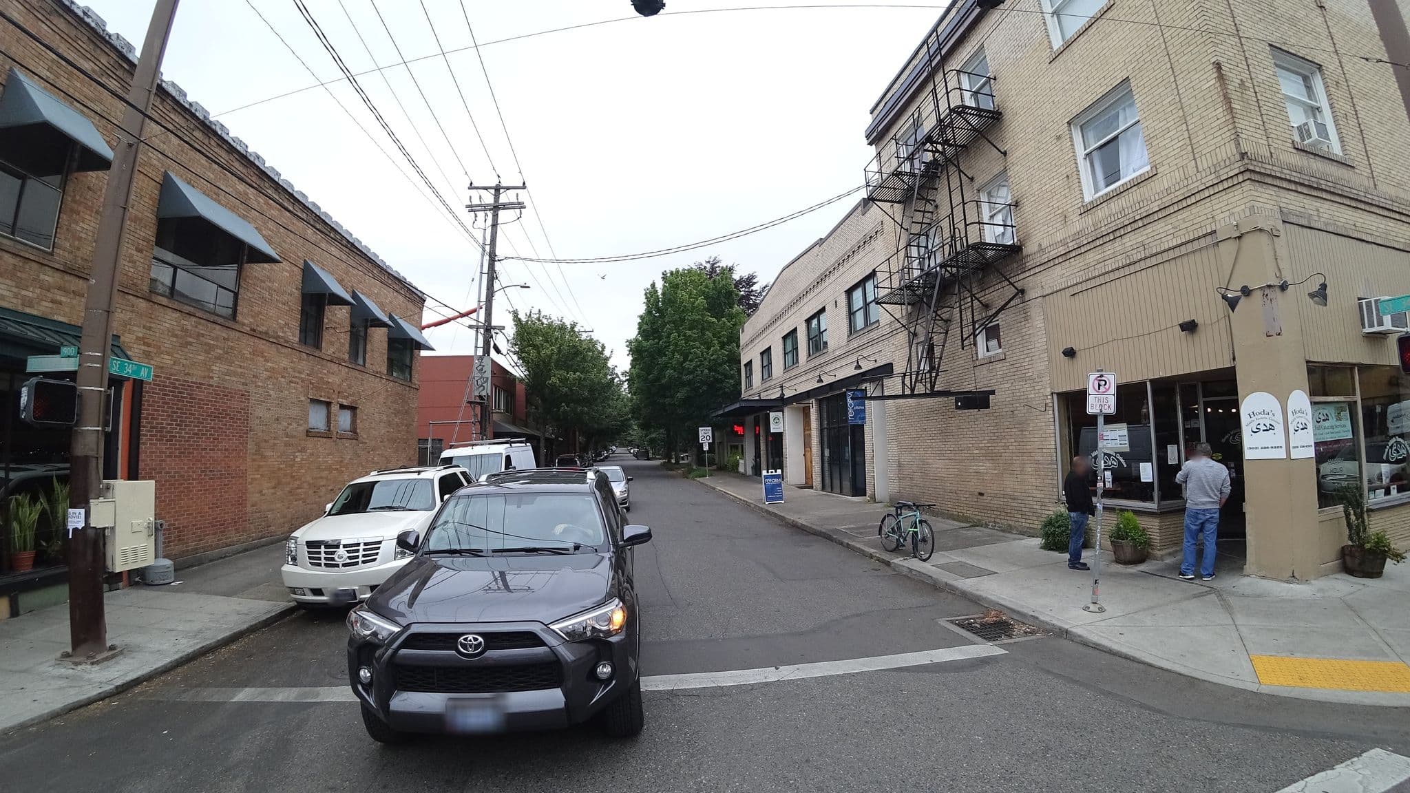 Street view near Belmont Inn, Portland — © mly_pdx01 (CC BY-SA · Mapillary)