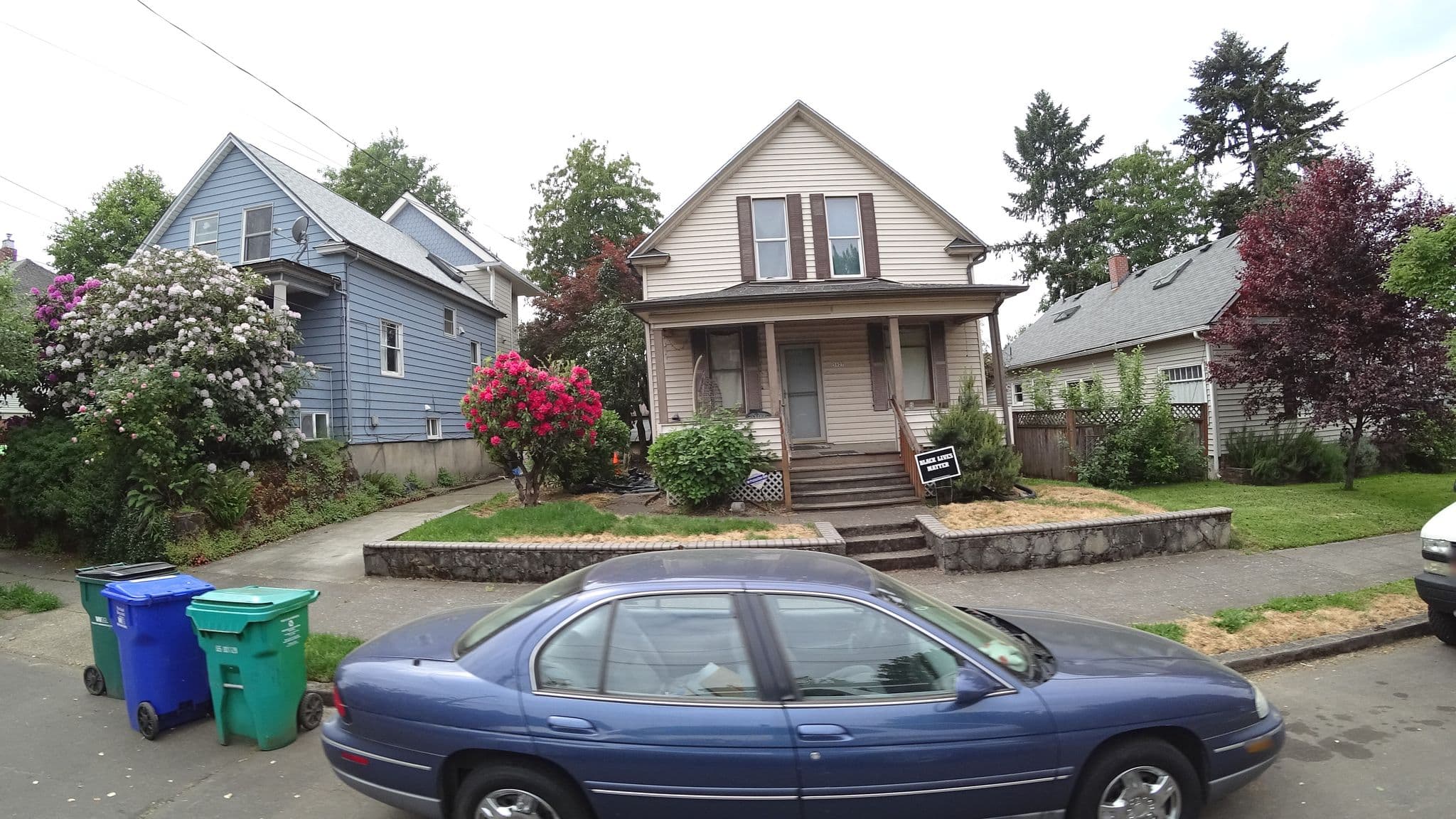 Street view near Hen House, Portland — © mly_pdx01 (CC BY-SA · Mapillary)