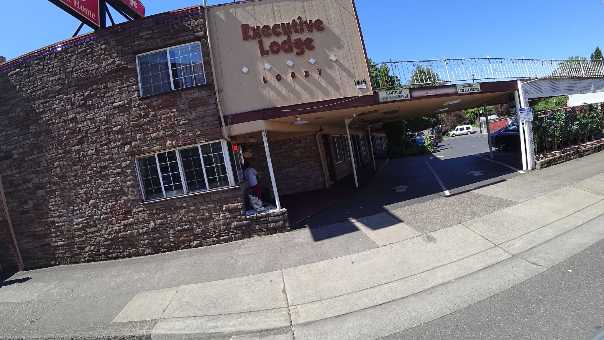 Street view near Executive Lodge-Convention Ctr, Portland — © mly_pdx01 (CC BY-SA · Mapillary)