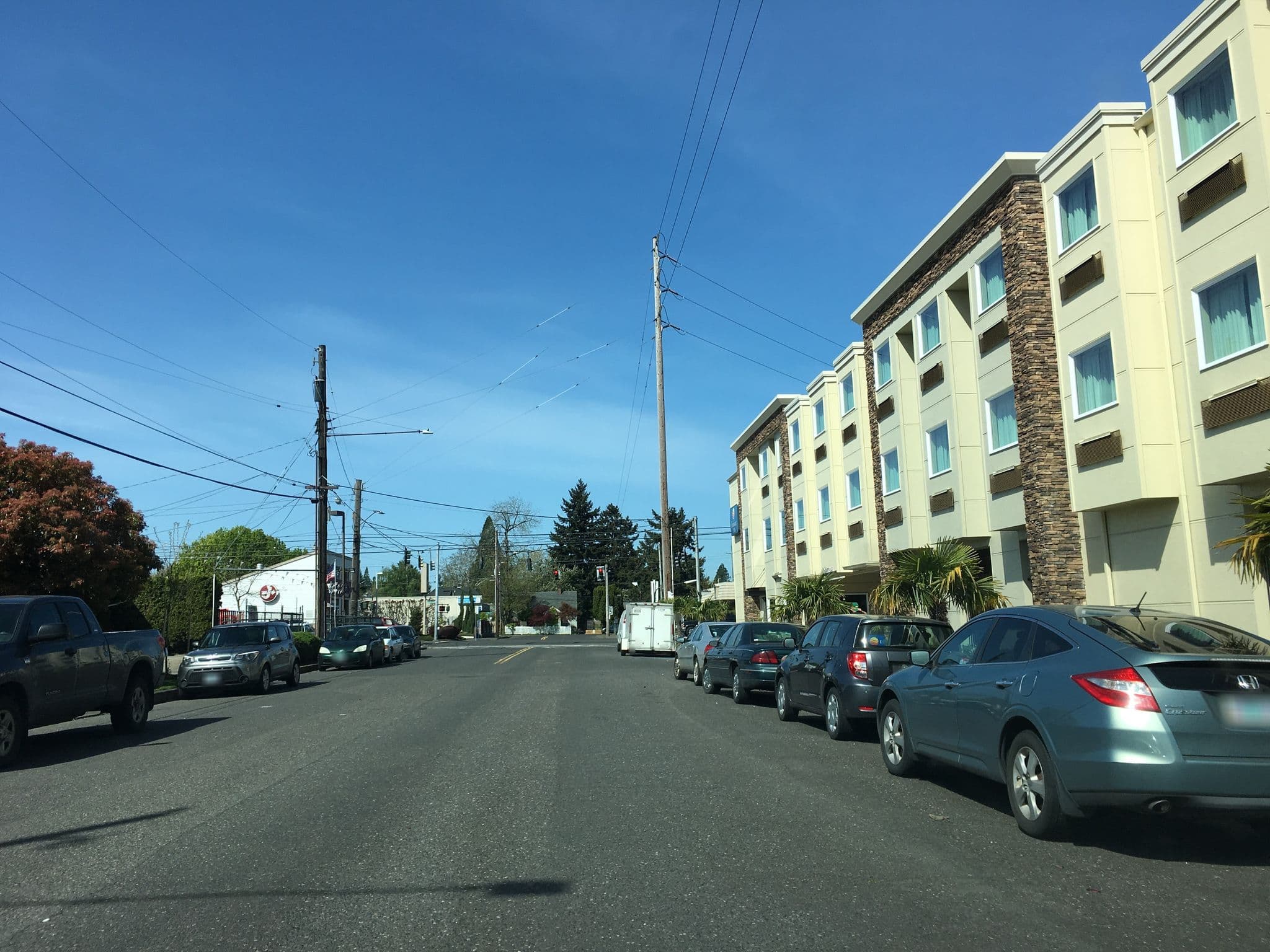 Street view near Comfort Inn, Lents — © mly_pdx01 (CC BY-SA · Mapillary)