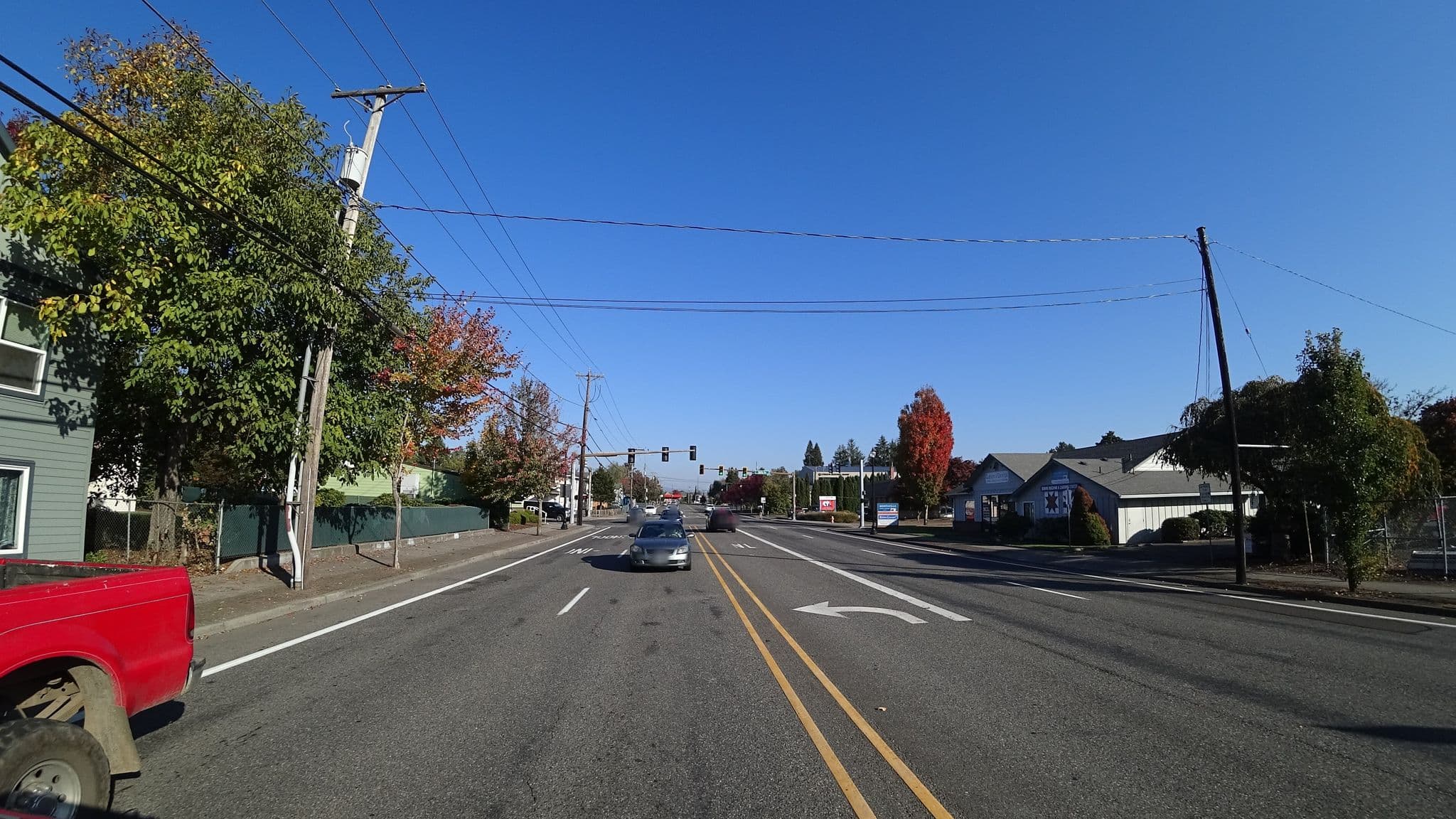 Street view near Tawny's Tiki Shack, Gresham — © mly_pdx10 (CC BY-SA · Mapillary)