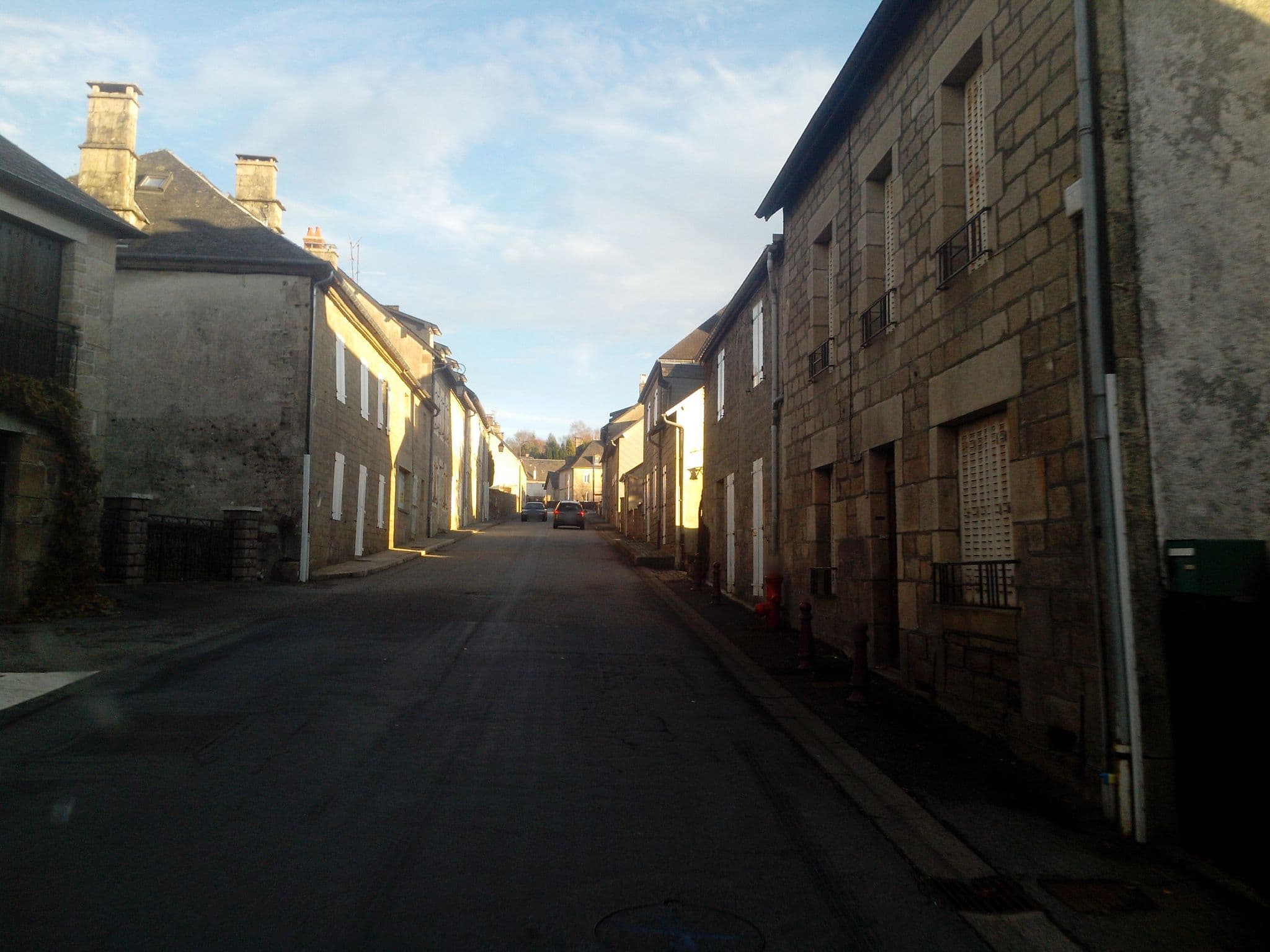 Street view near Petite Maison - Chez Nataly, Bugeat — © hamlet (CC BY-SA · Mapillary)
