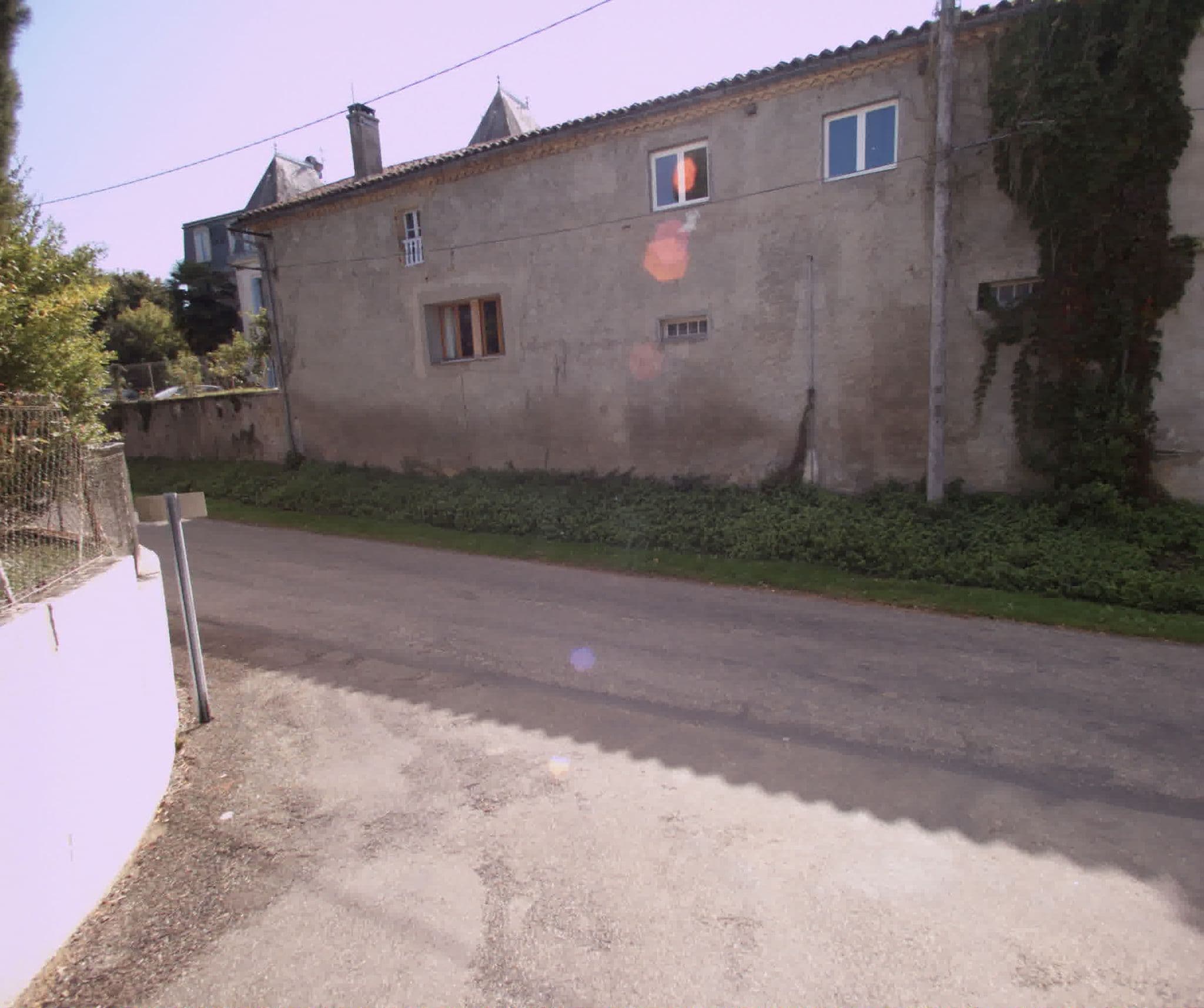Street view near Château Bellevue, Cazaubon — © sogefi (CC BY-SA · Mapillary)