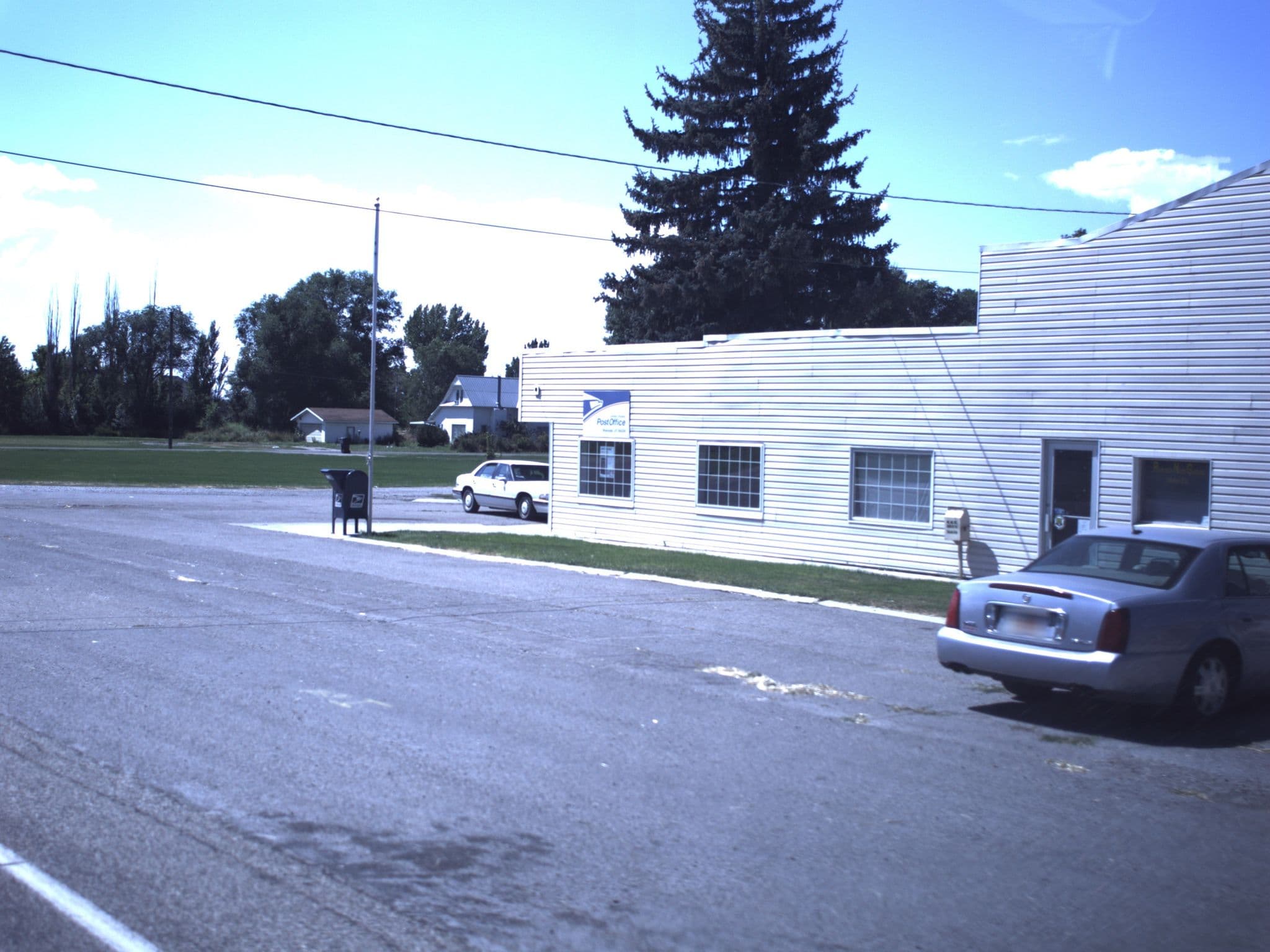Street view near Jay's Motel, Tremonton — © asellars (CC BY-SA · Mapillary)