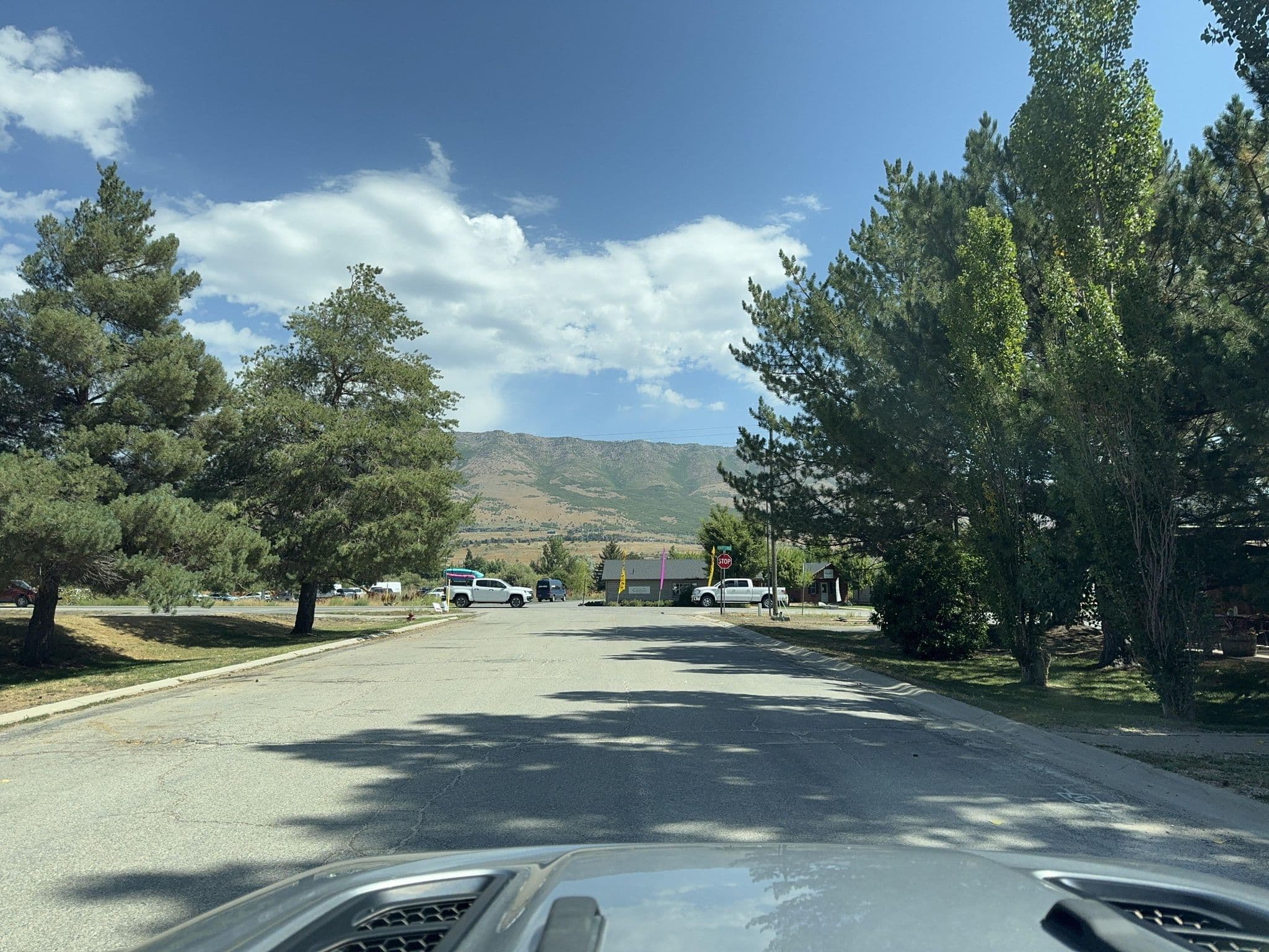 Street view near Basinview Lodging, Wolf Creek — © kevinp2 (CC BY-SA · Mapillary)