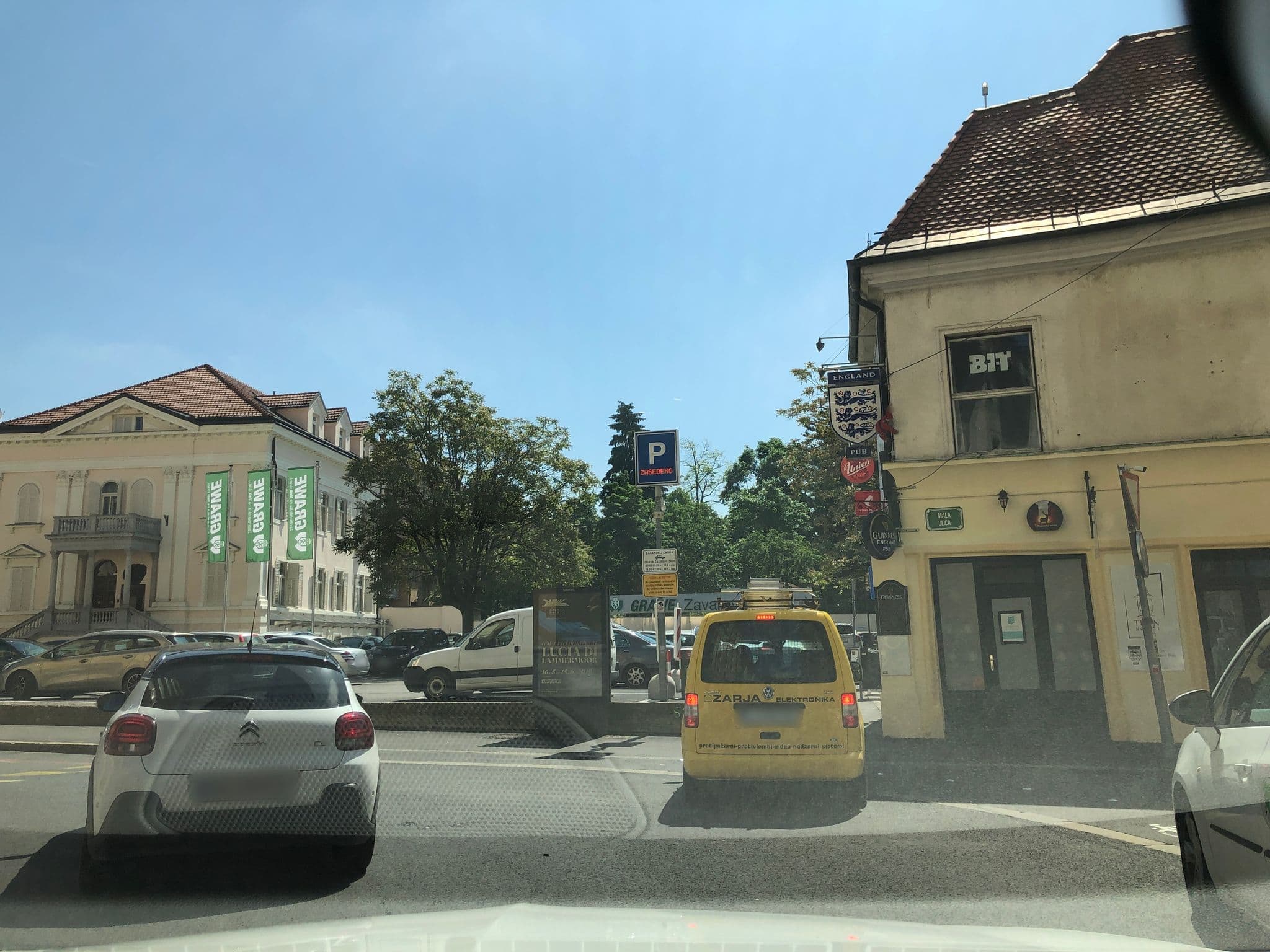Street view near BIT apartments, Ljubljana — © derzornigemarkus (CC BY-SA · Mapillary)