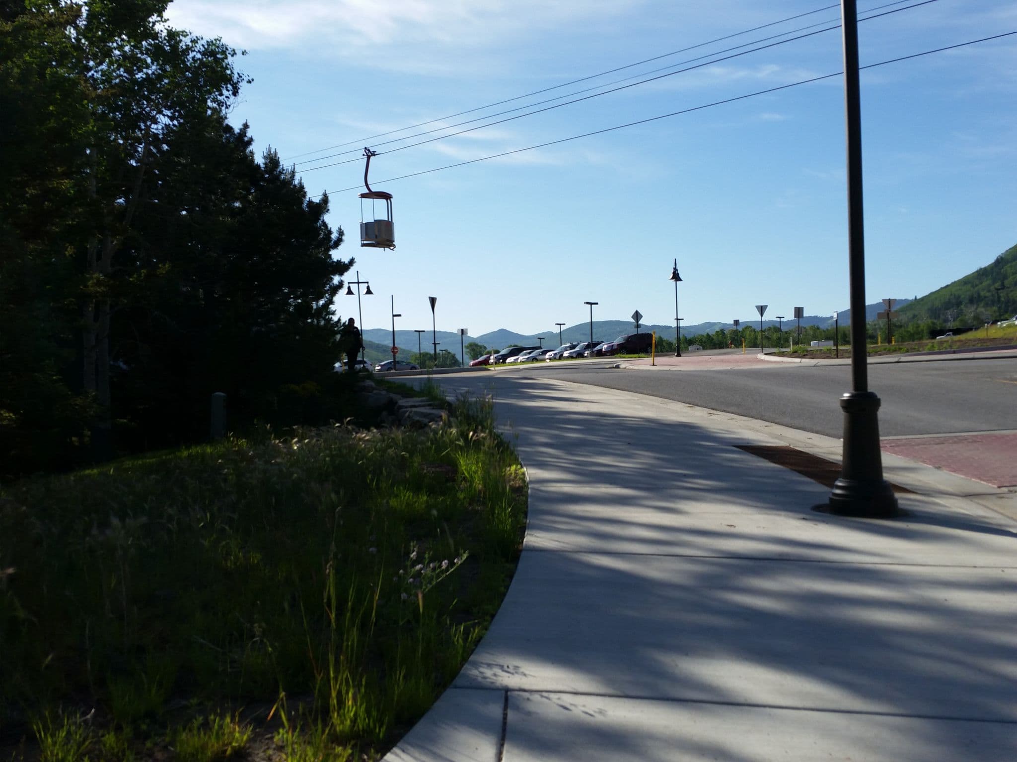 Street view near Frostwood Village, Snyderville — © toebee (CC BY-SA · Mapillary)