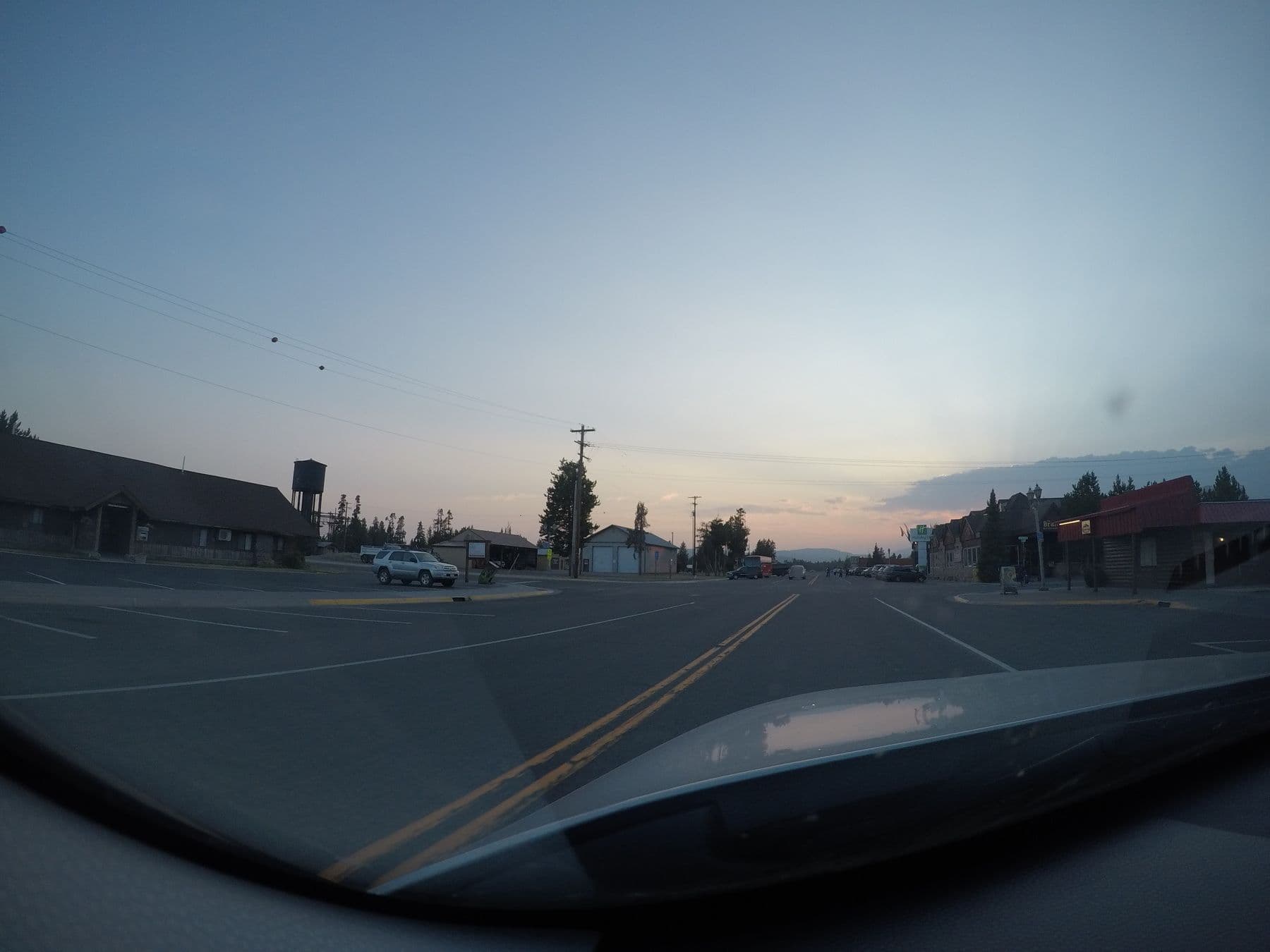 Street view near Traveler's Lodge, West Yellowstone — © 24dakenlo (CC BY-SA · Mapillary)
