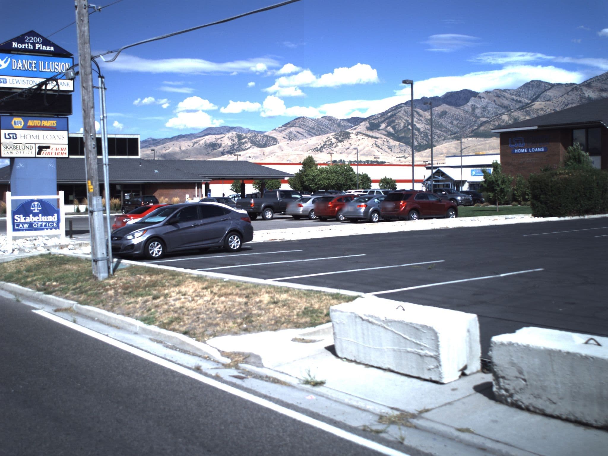 Street view near Serenity Restored, North Logan — © asellars (CC BY-SA · Mapillary)