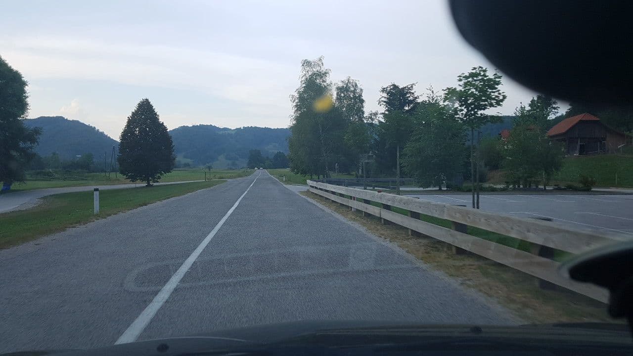 Street view near PZA Kozje, Senovo — © mik007 (CC BY-SA · Mapillary)
