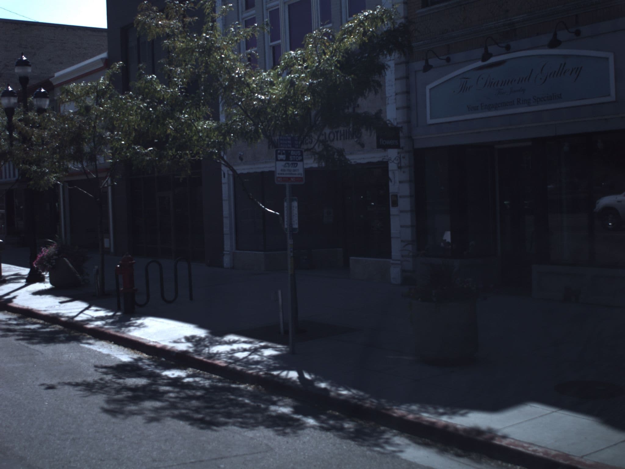 Street view near City Suites, Logan — © asellars (CC BY-SA · Mapillary)