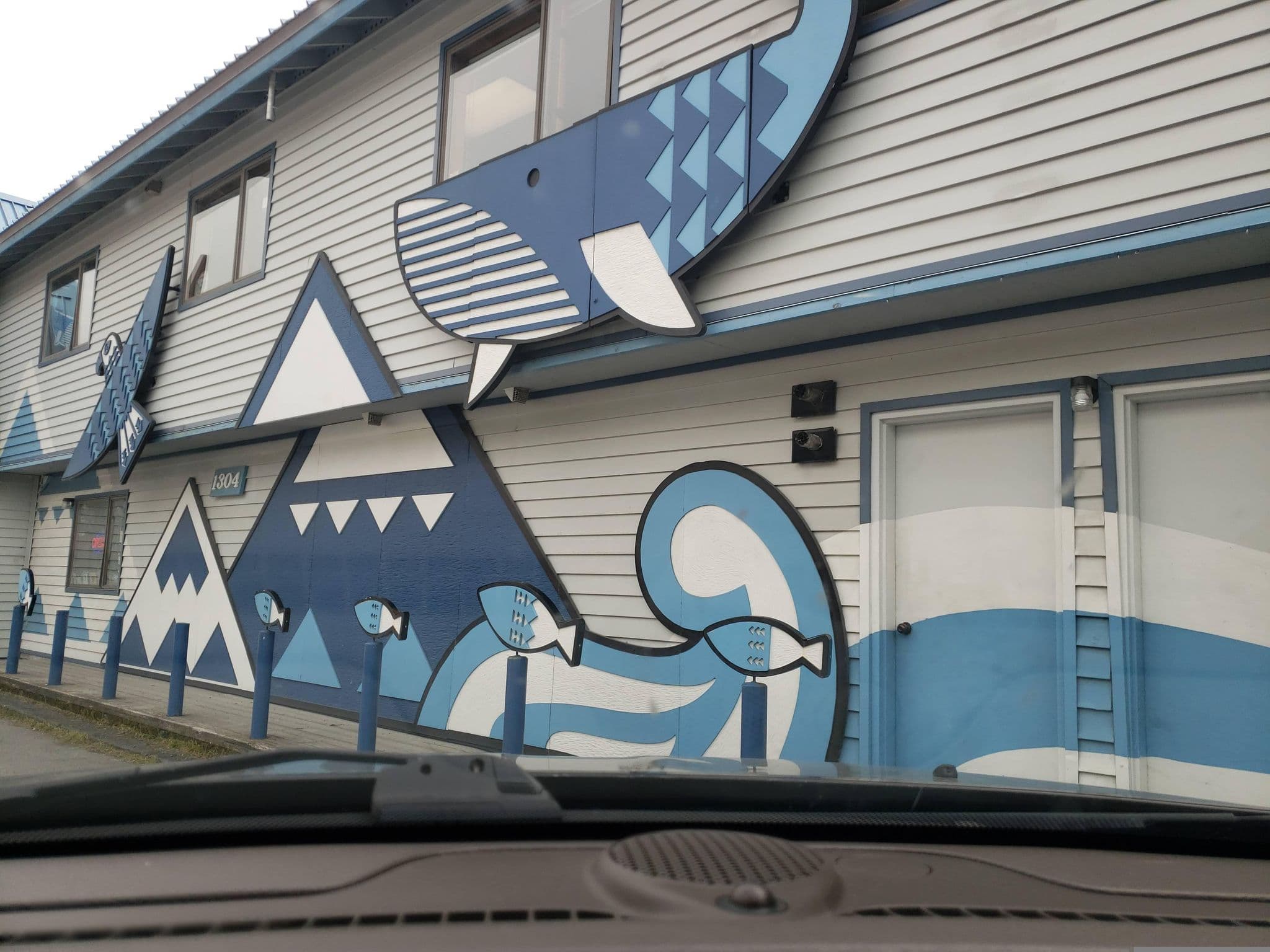 Street view near Kenai Fjords Wilderness Lodge, Bear Creek — © guyutetube (CC BY-SA · Mapillary)