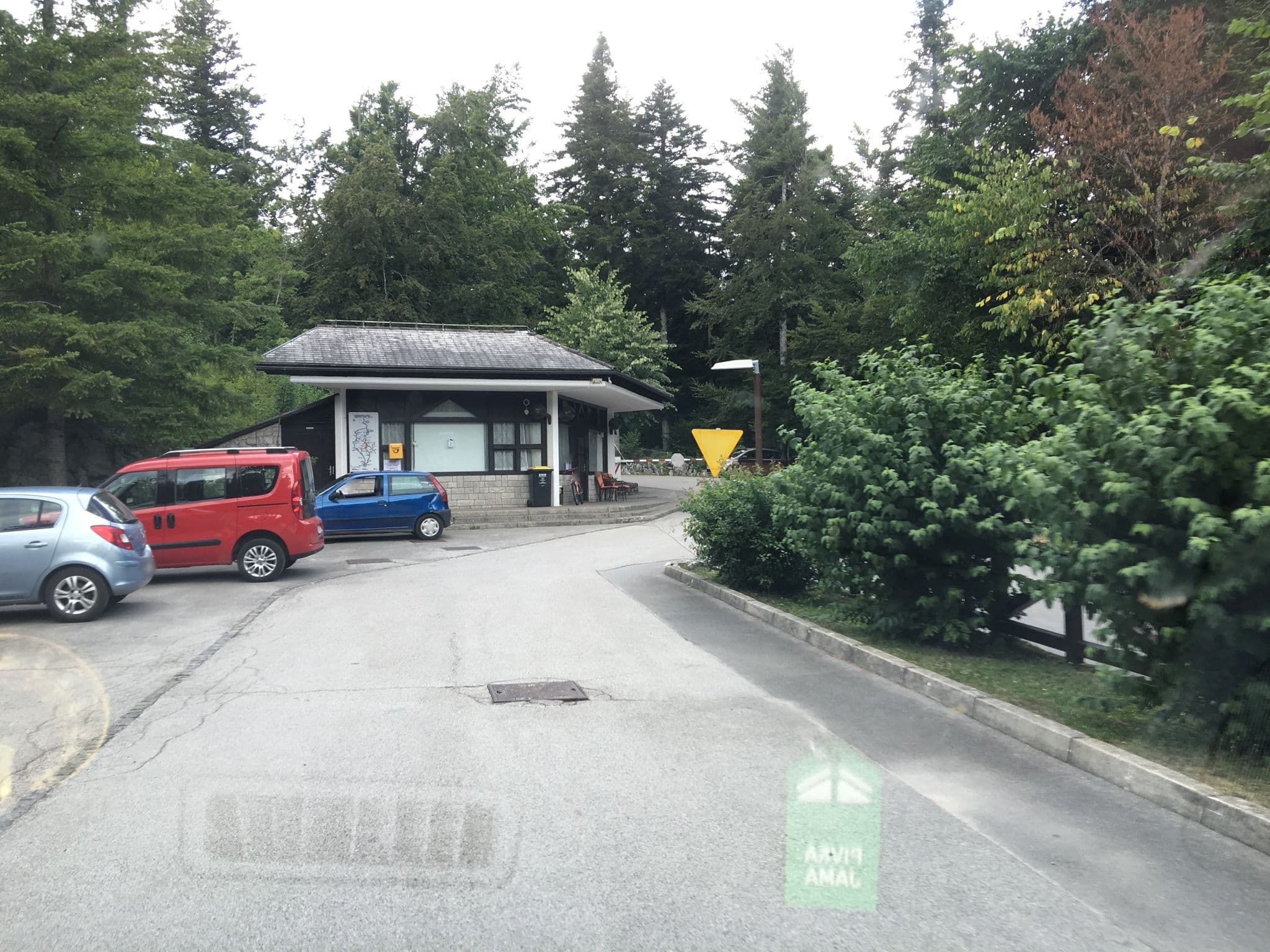 Street view near Pivka Jama, Postojna — © kgvx (CC BY-SA · Mapillary)
