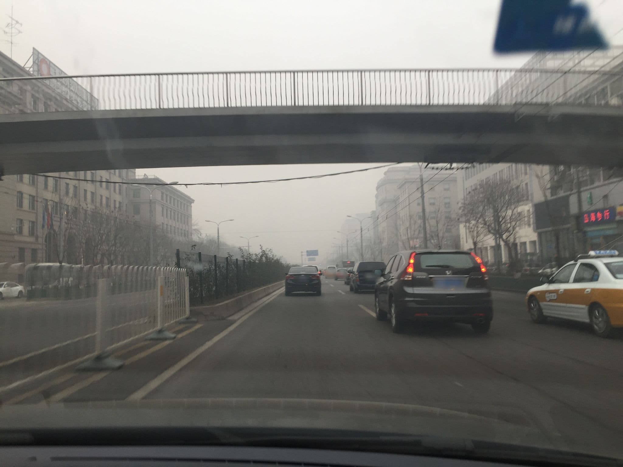 Street view near China Medical Association Hostel, Beijing — © lxbarth (CC BY-SA · Mapillary)
