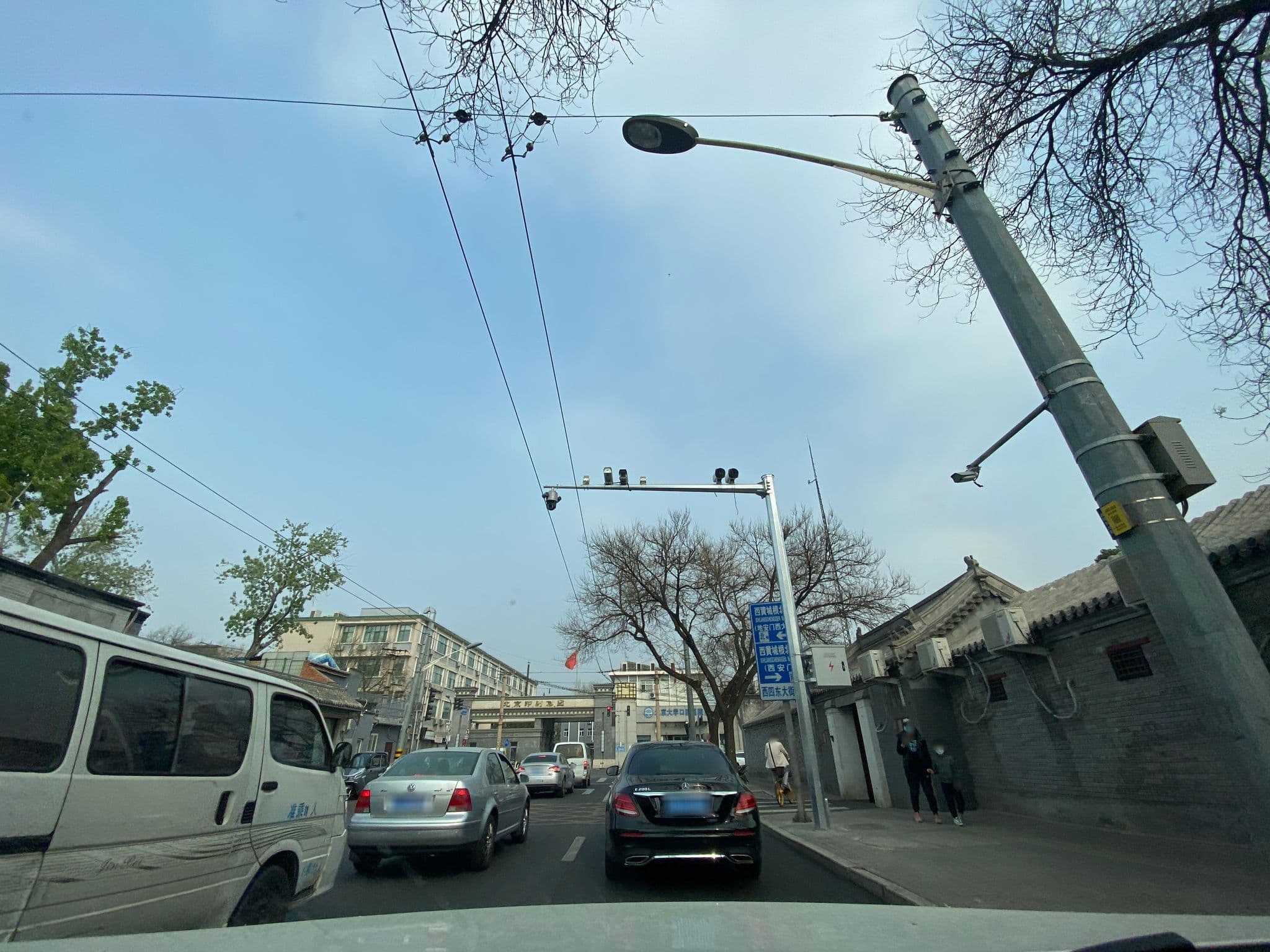 Street view near Beijing Xi'an Xisi Hostel, Beijing — © adirricor (CC BY-SA · Mapillary)