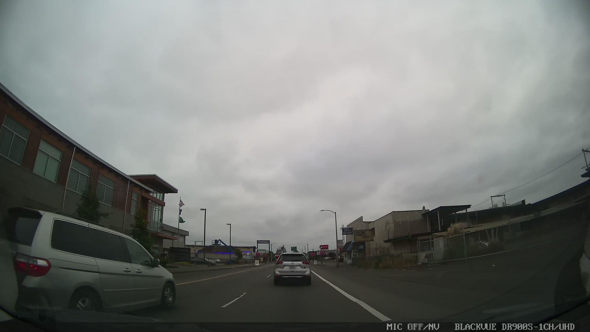 Street view near Thunderbird, Cosmopolis — © damnitgetmybeer (CC BY-SA · Mapillary)