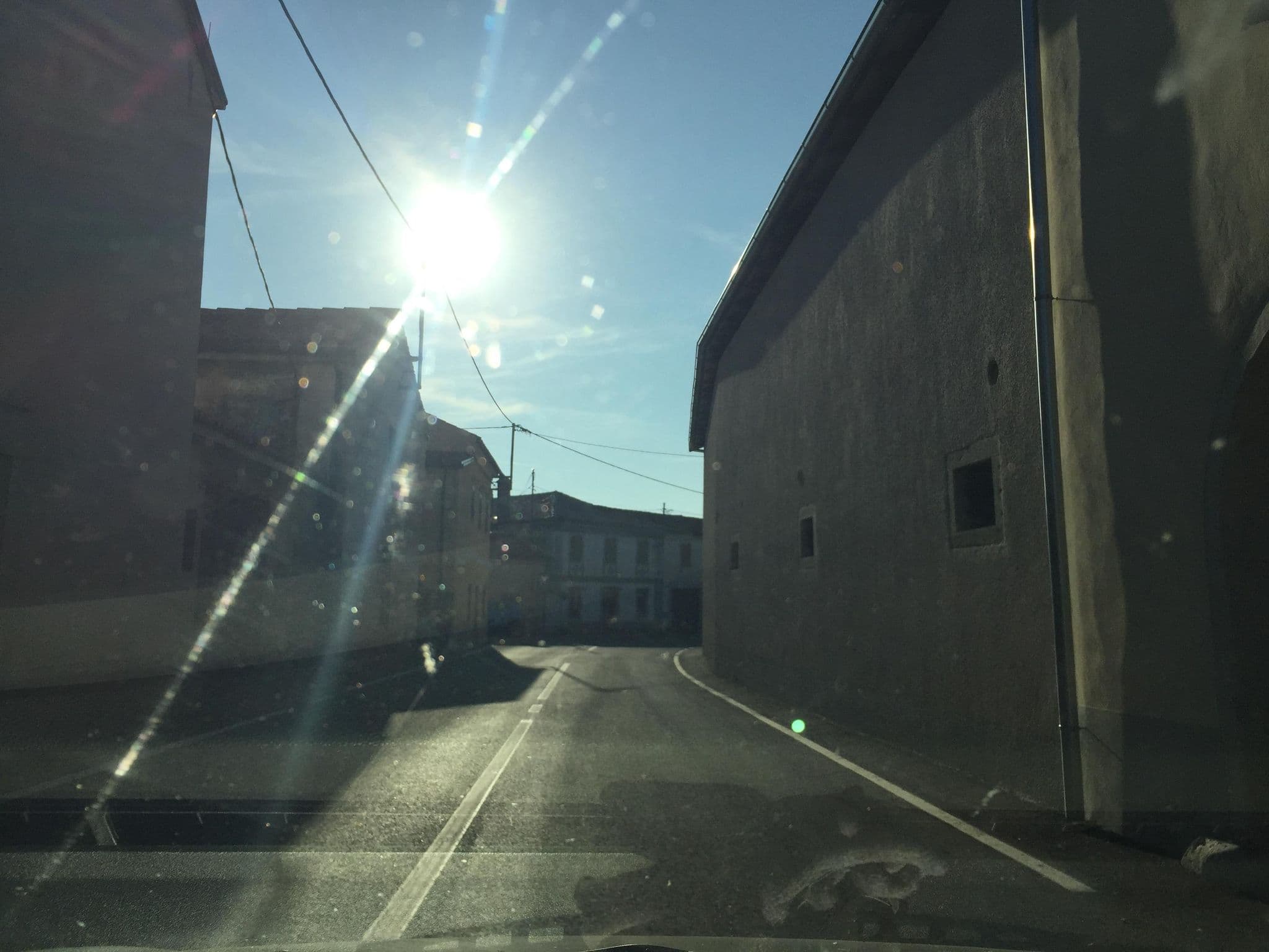 Street view near Gostilna Muha, Divača — © igorzo (CC BY-SA · Mapillary)