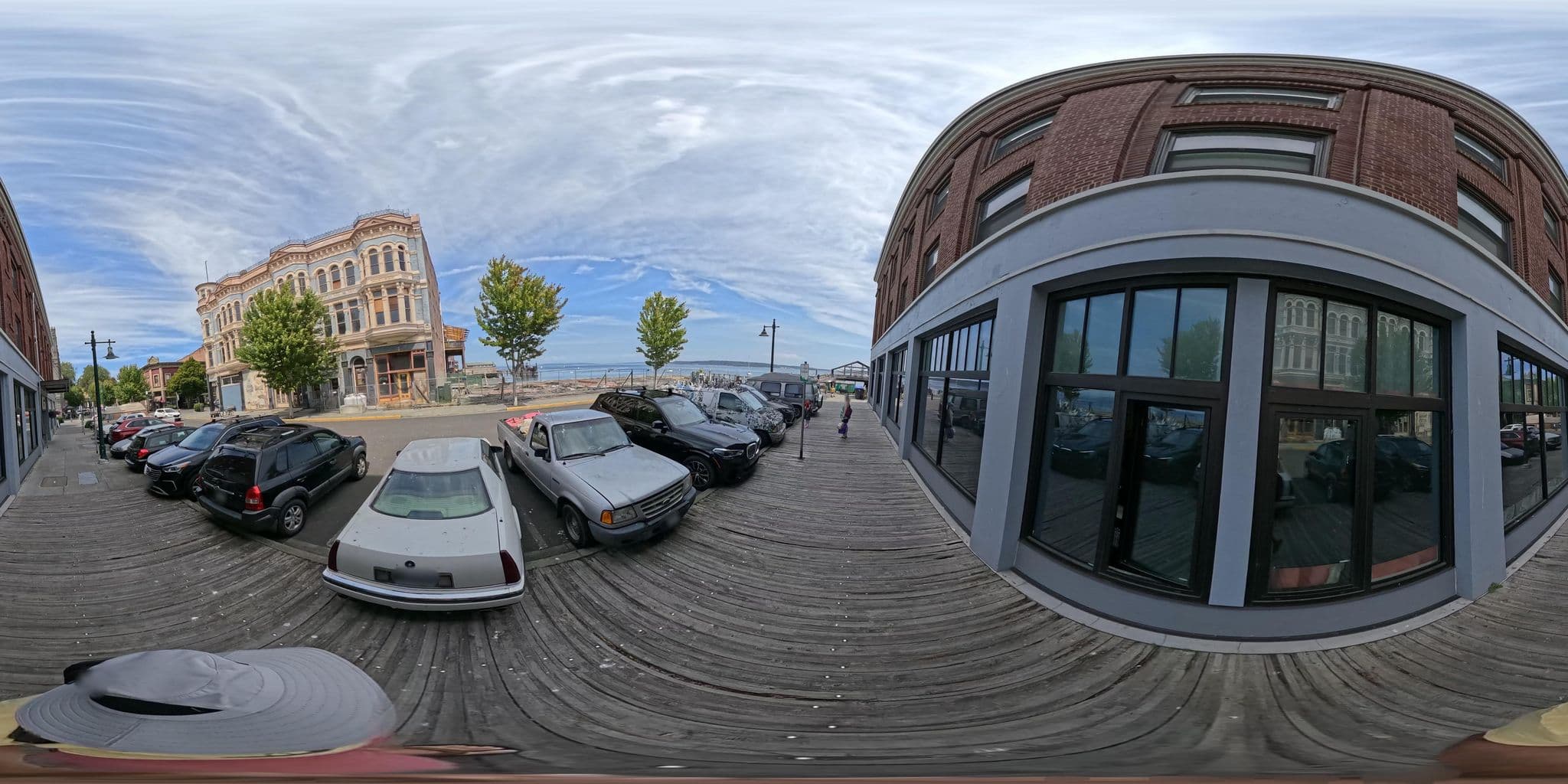 Street view near Hastings Estate, Port Townsend — © watmildon (CC BY-SA · Mapillary)