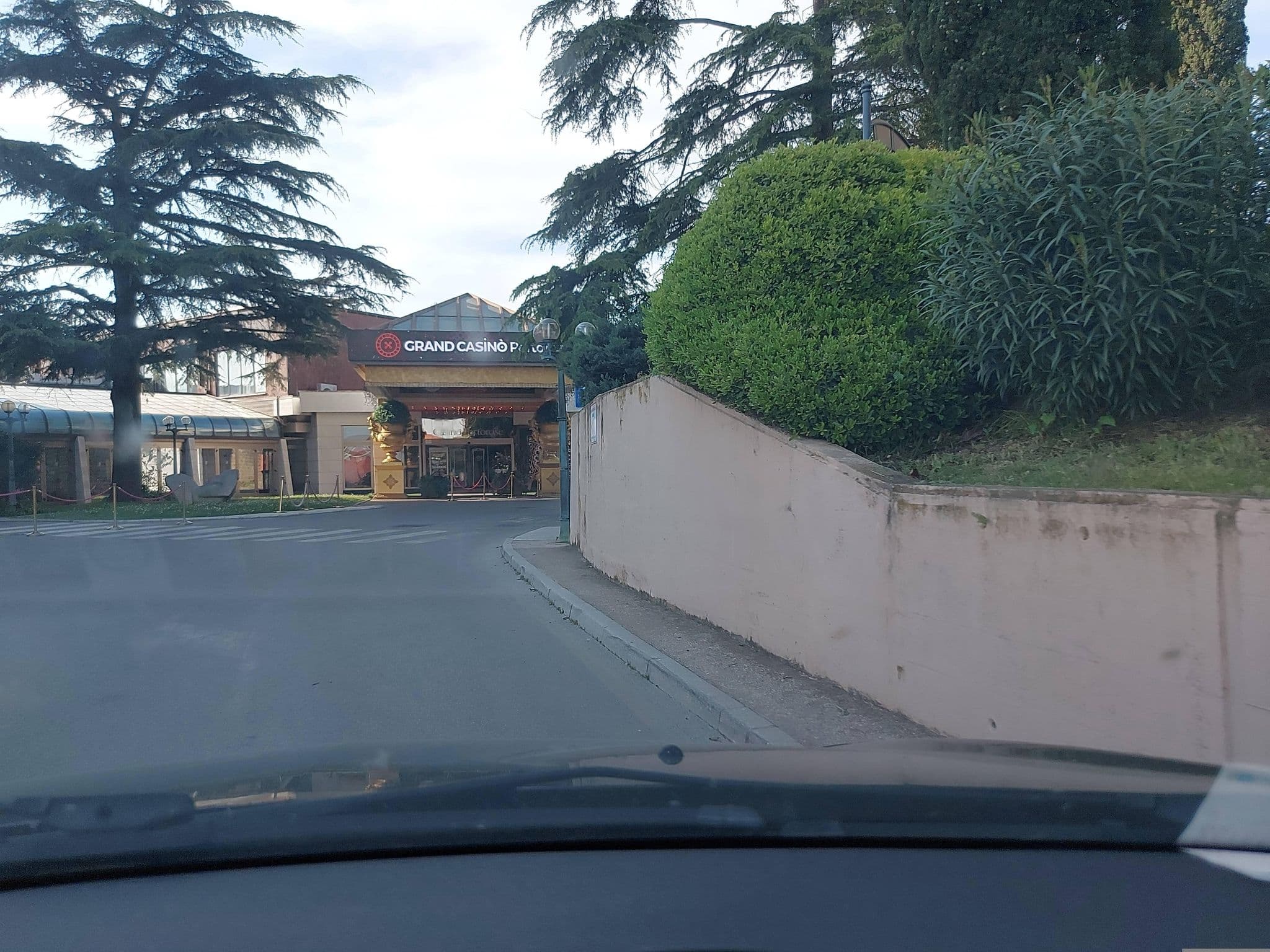 Street view near Remisens Premium Casa Rosa, Portorož — © mik007 (CC BY-SA · Mapillary)