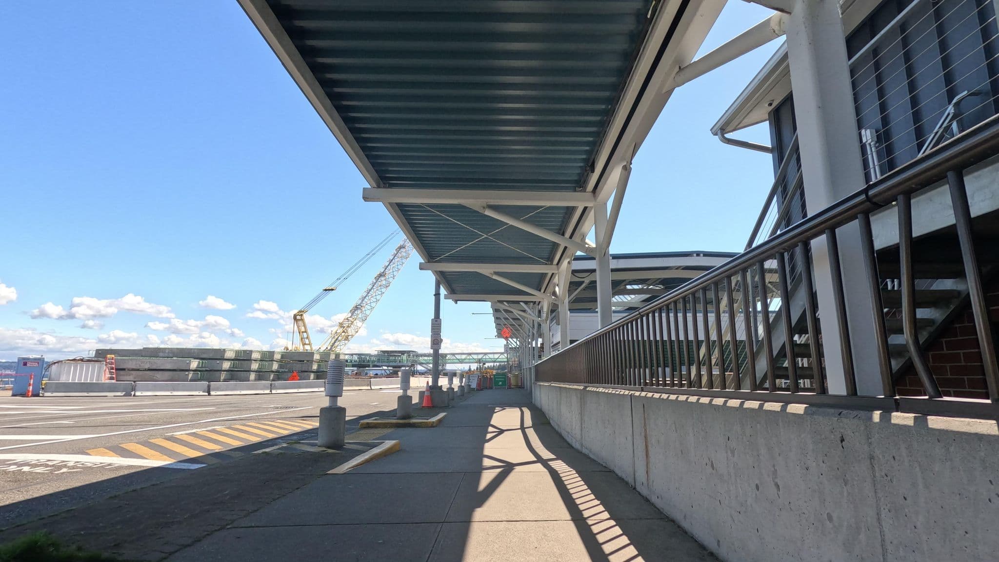 Street view near Kingston Hotel, Suquamish — © natfoot (CC BY-SA · Mapillary)