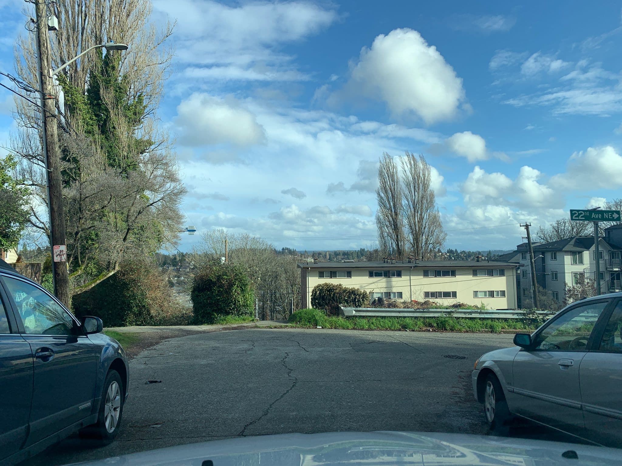 Street view near The Nest, Seattle — © hoshjobson (CC BY-SA · Mapillary)