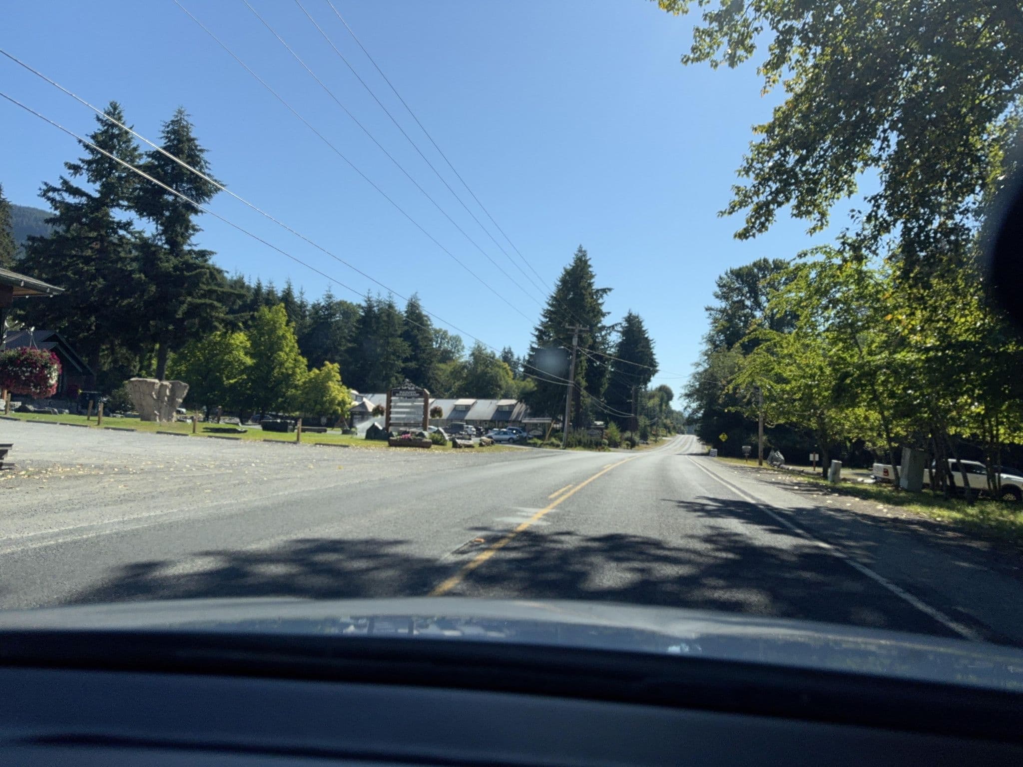 Street view near Visit Rainier, Eatonville — © quickness805 (CC BY-SA · Mapillary)