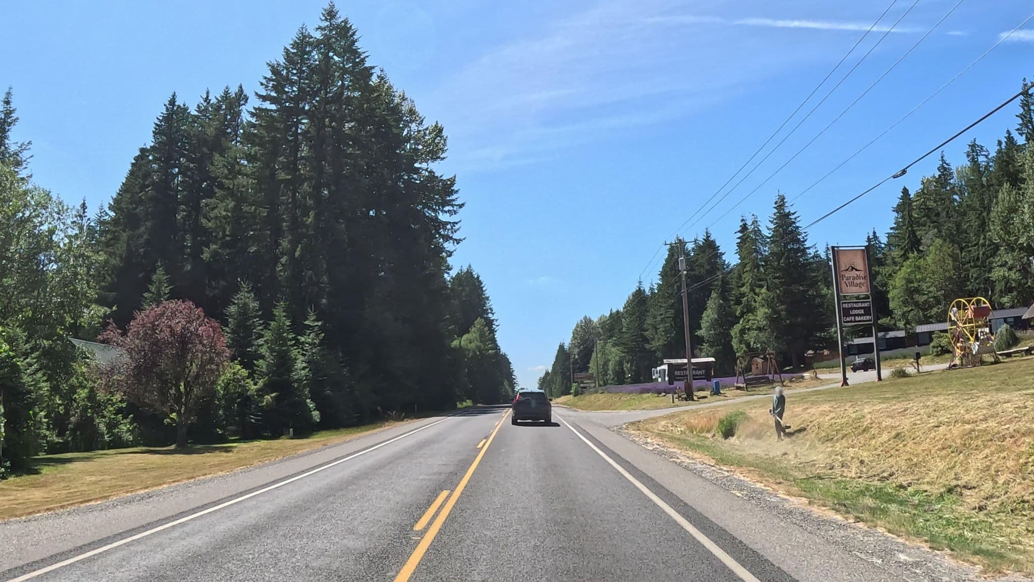 Street view near Rainier Valley Inn, Eatonville — © robinmonks (CC BY-SA · Mapillary)