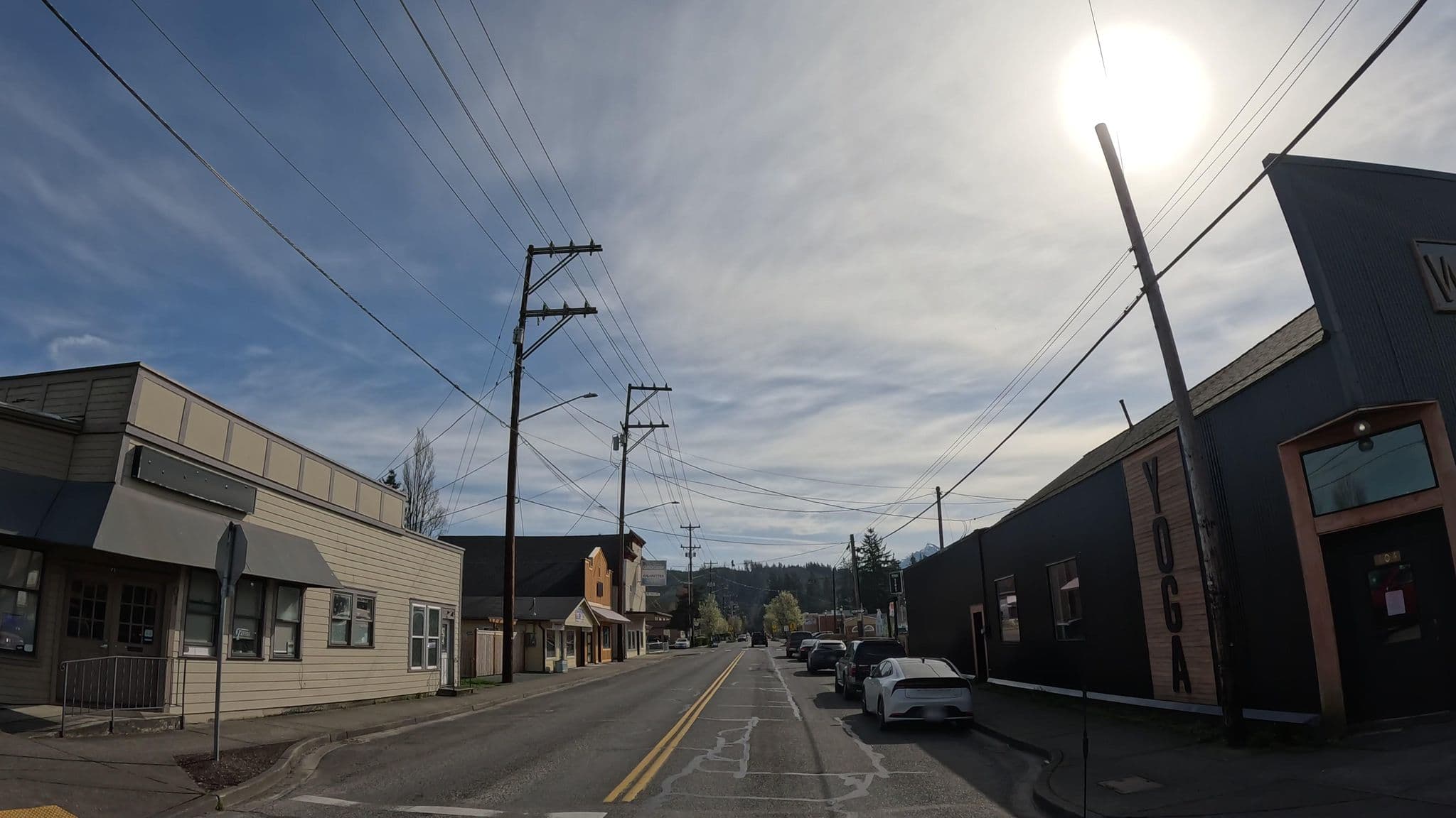 Street view near Persinger, Delores-Corner Tavern, Lochsloy — © robinmonks (CC BY-SA · Mapillary)