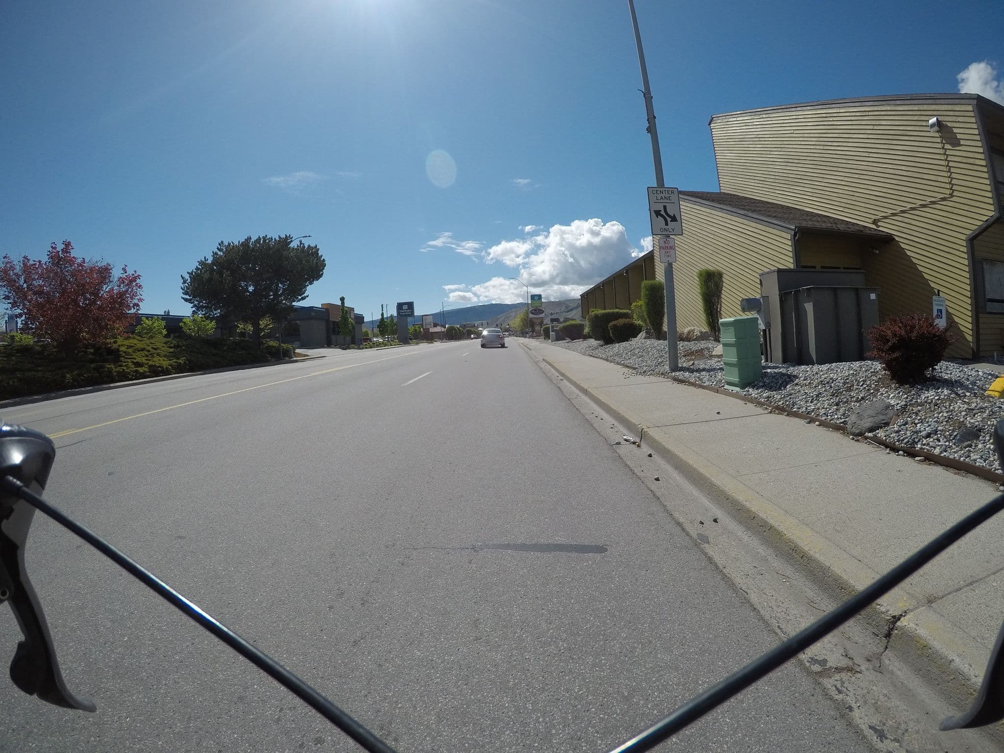 Street view near Inn at the River, East Wenatchee — © evansiroky (CC BY-SA · Mapillary)