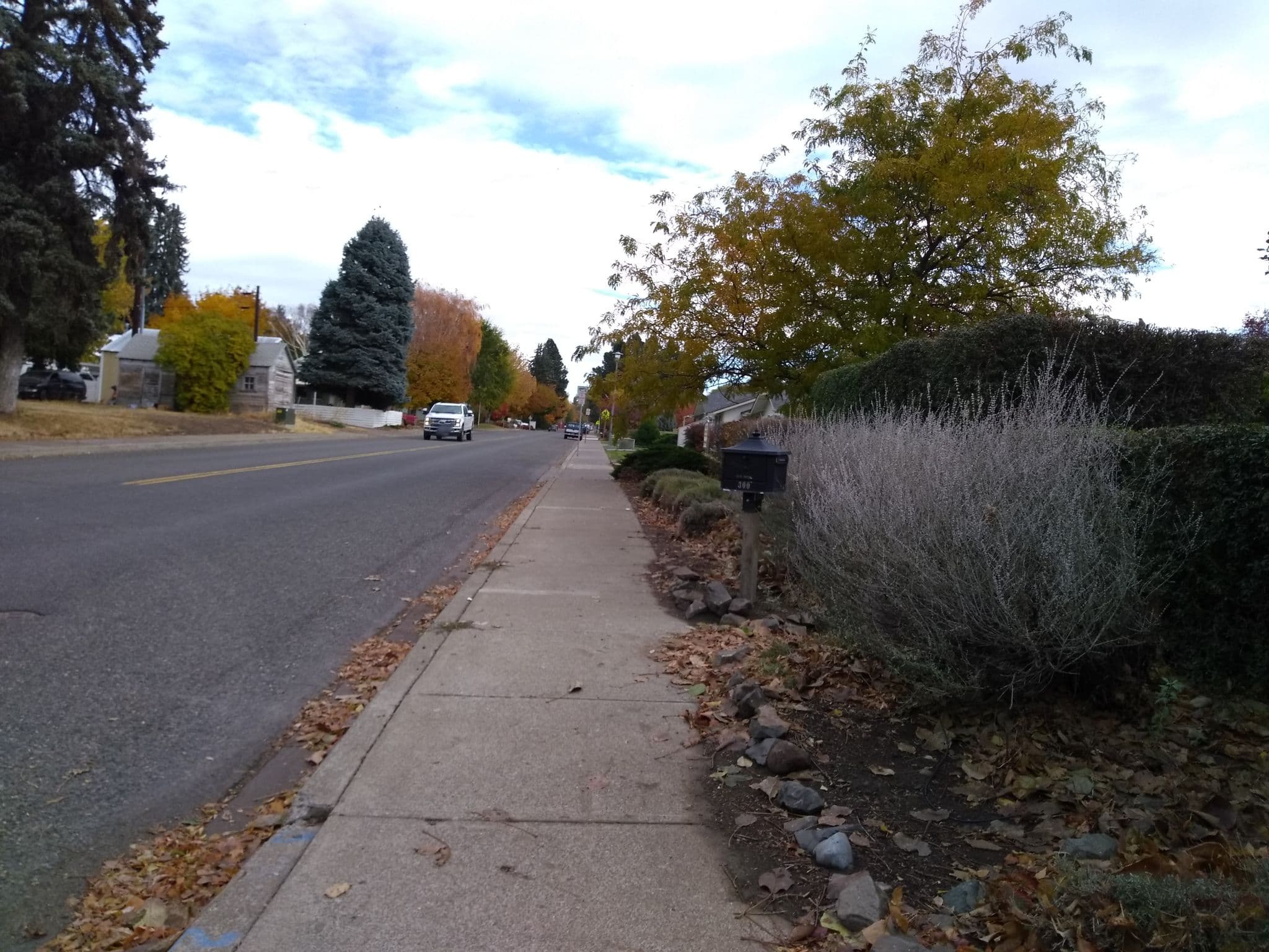 Street view near Wren's Nest Bed & Breakfast, Ellensburg — © slime (CC BY-SA · Mapillary)