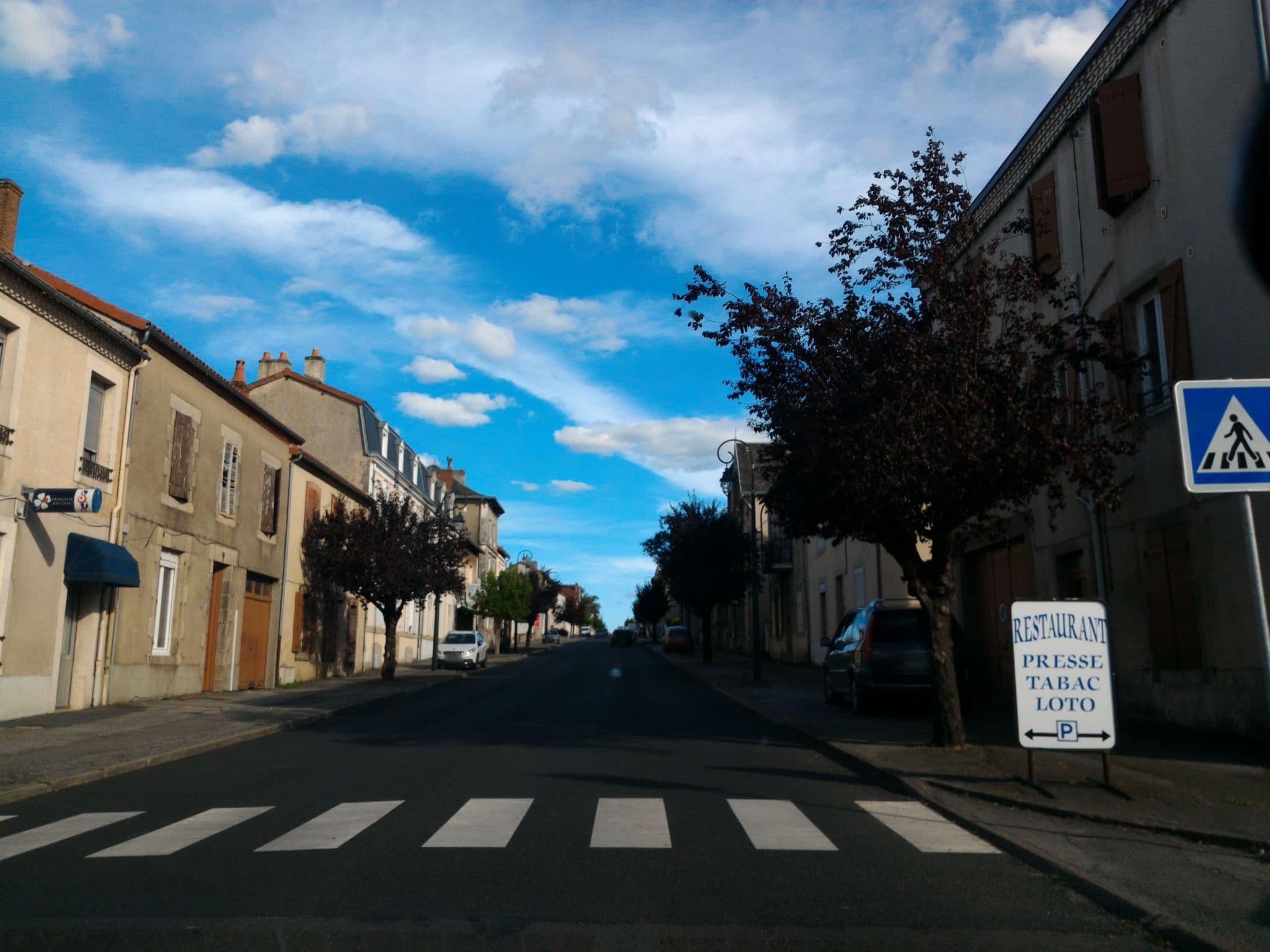 Street view near Hôtel de la Gare, Bellac — © fgouget (CC BY-SA · Mapillary)