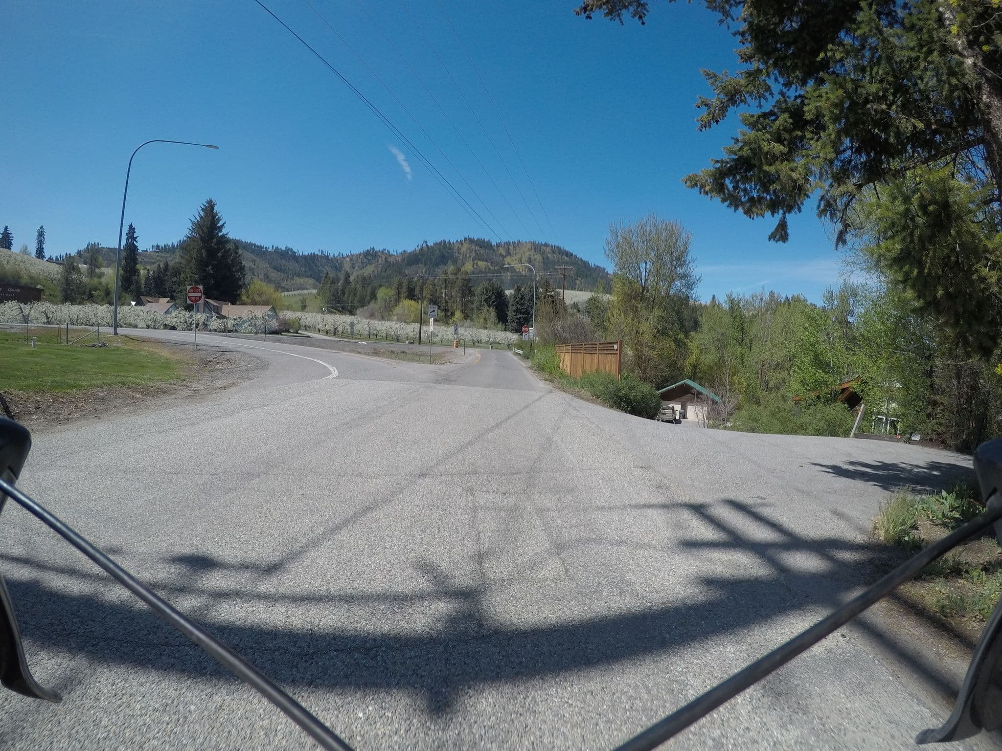 Street view near Cottonwood Shores, Cashmere — © evansiroky (CC BY-SA · Mapillary)