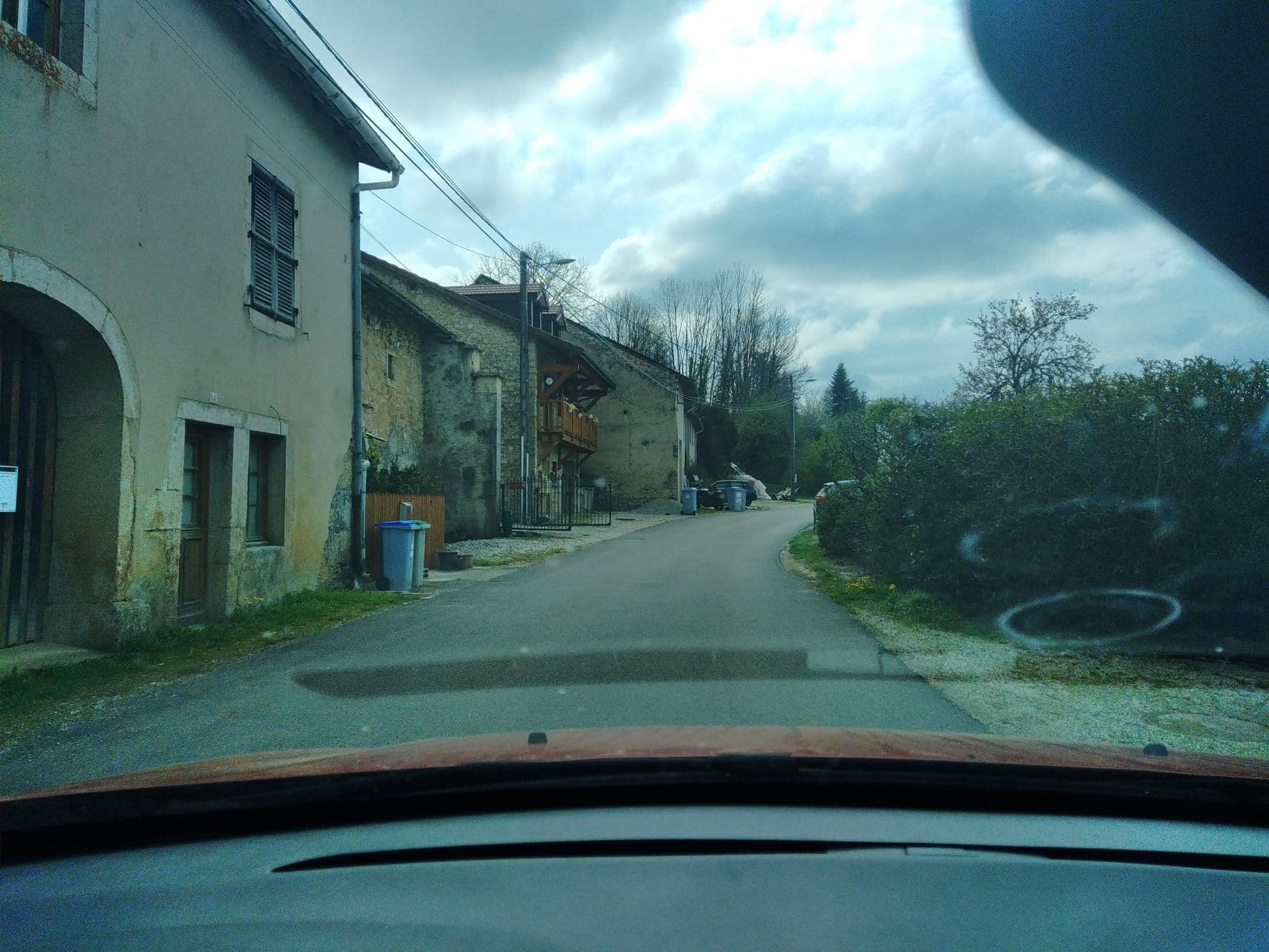 Street view near L'Atelier, Moirans-en-Montagne — © pyrog (CC BY-SA · Mapillary)