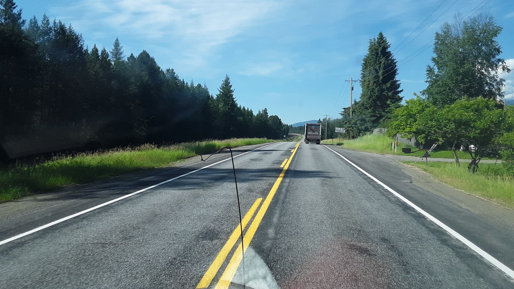 Street view near Bonners Ferry LogInn, Ponderay — © jbthemilker (CC BY-SA · Mapillary)
