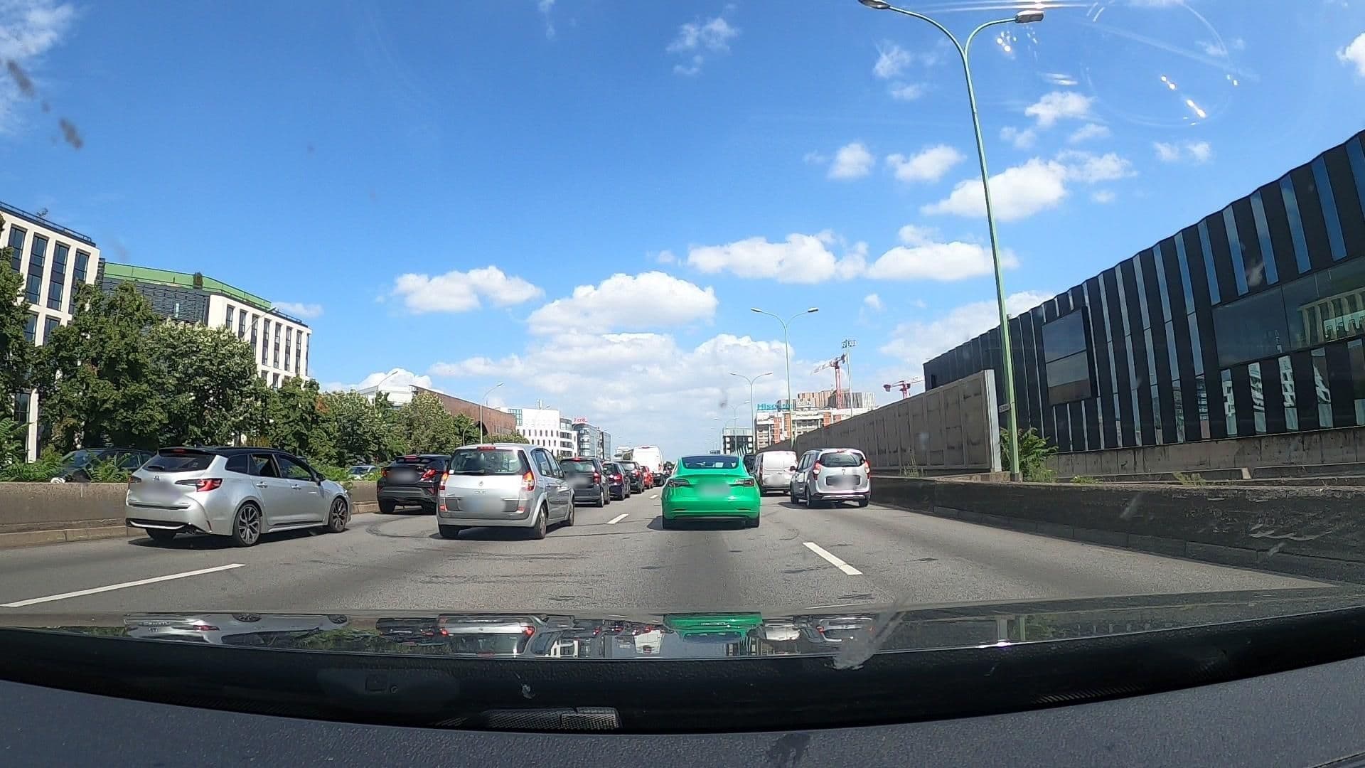 Street view near Zoku, Clichy — © uwekoch (CC BY-SA · Mapillary)