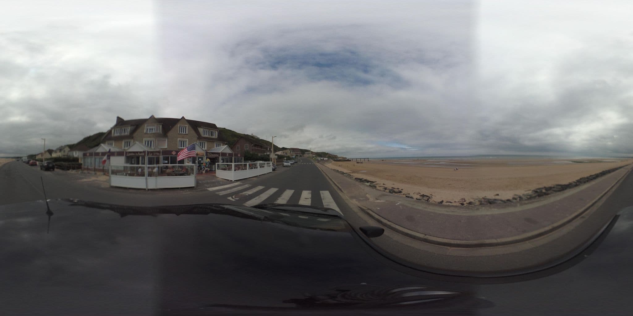 Street view near Résidence Plage d'Or, Grandcamp-Maisy — © arteragence (CC BY-SA · Mapillary)