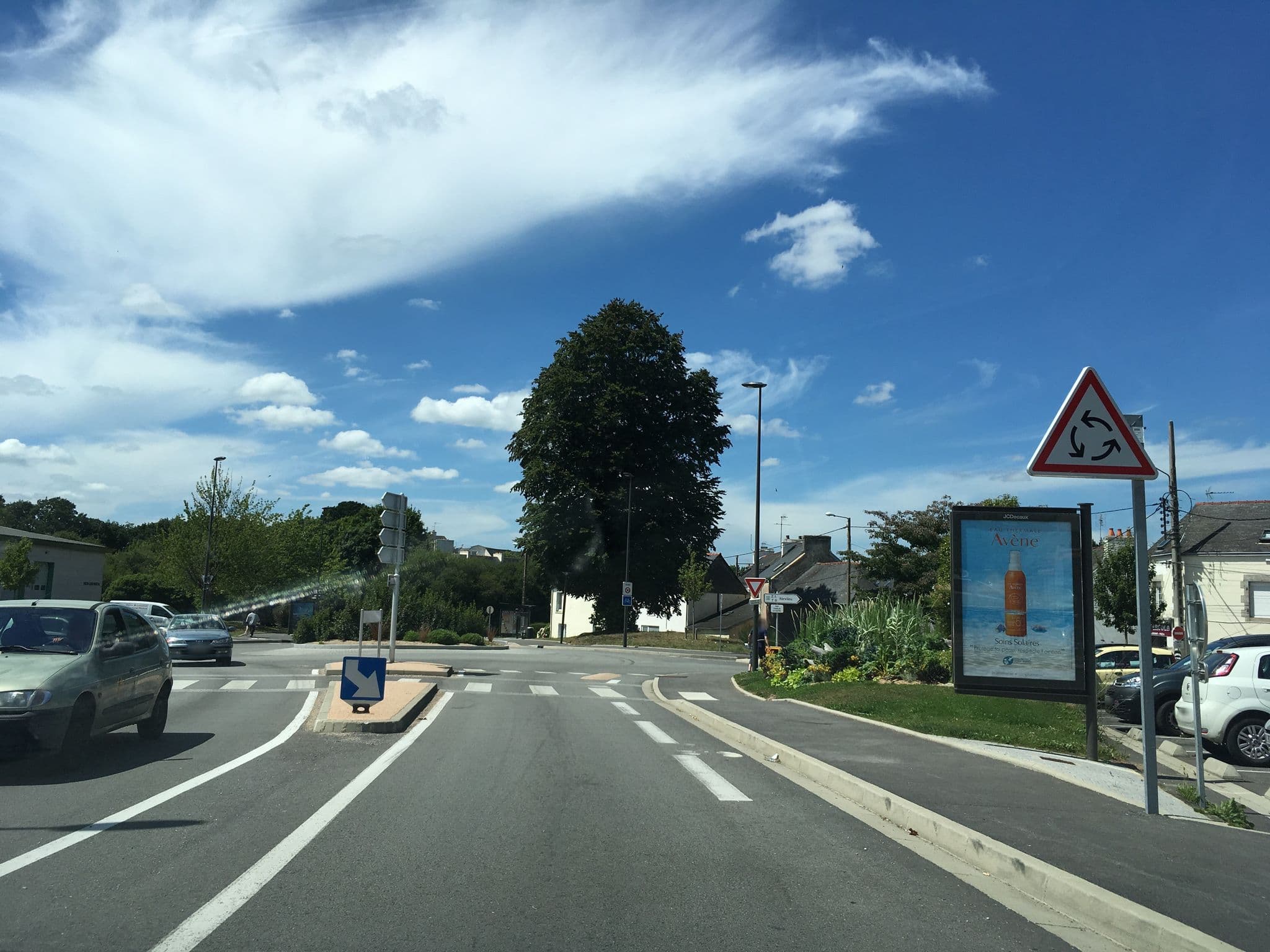 Street view near Hôtel Grill Campanile, Quimper — © mappy_sa (CC BY-SA · Mapillary)