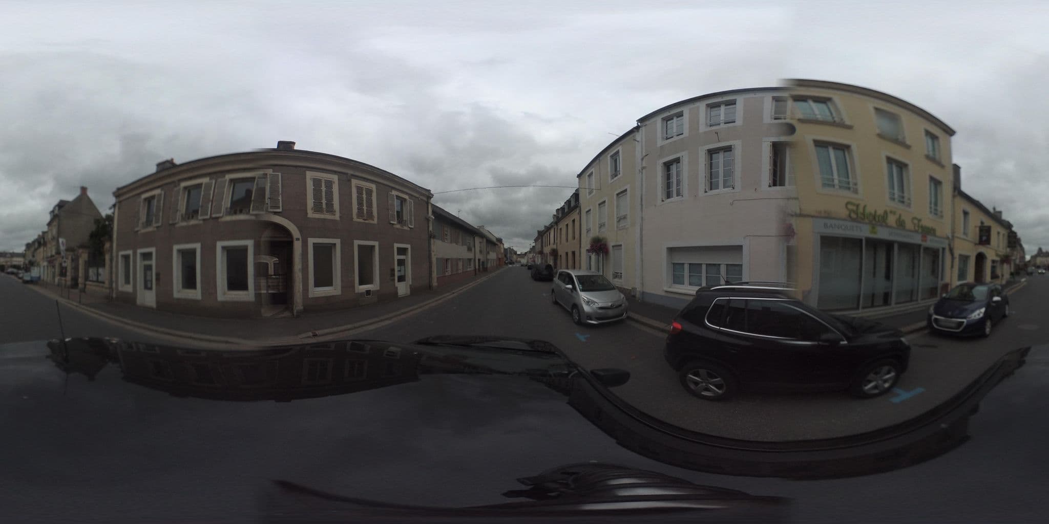 Street view near Hôtel de France, Isigny-sur-Mer — © arteragence (CC BY-SA · Mapillary)