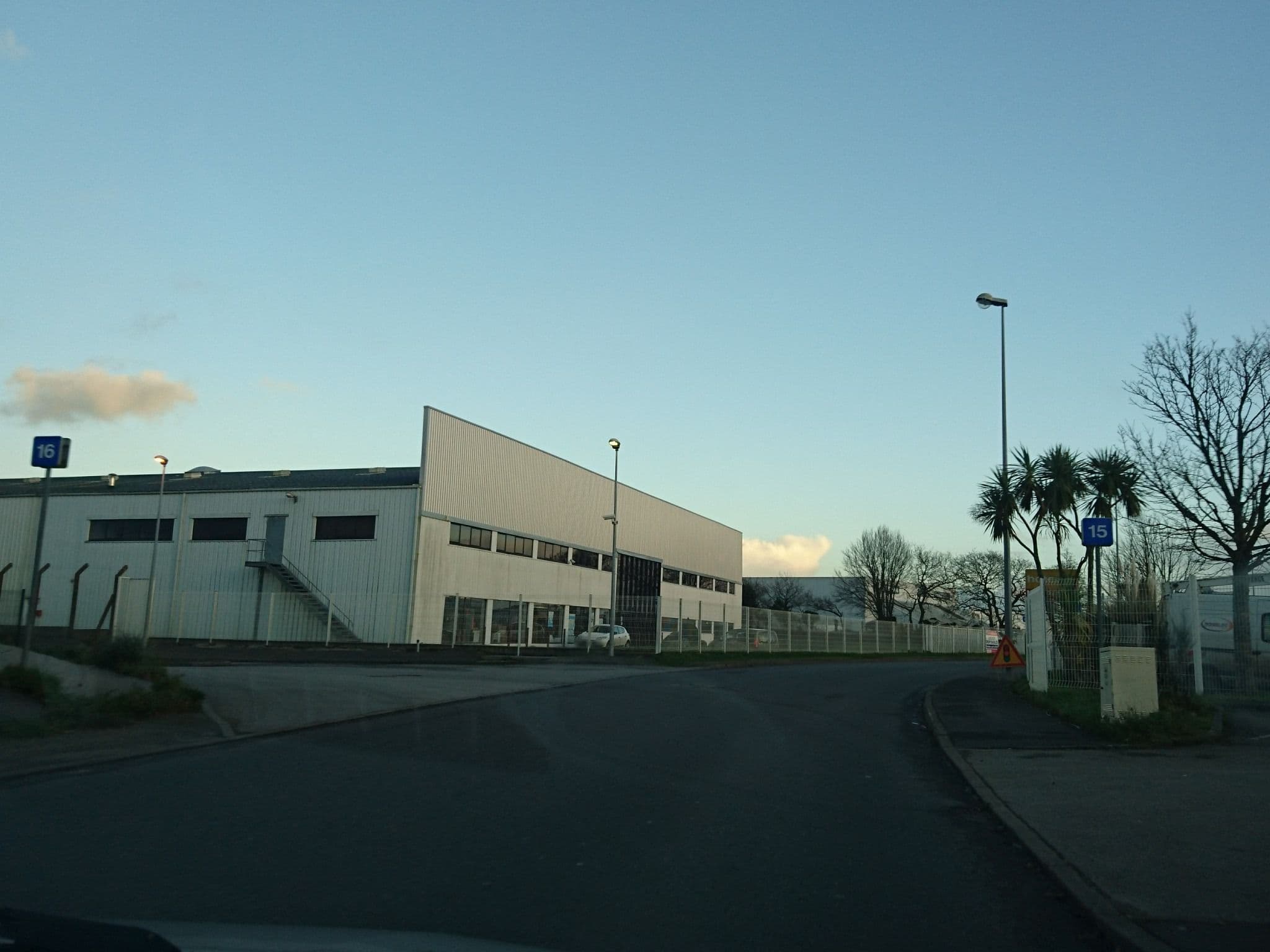 Street view near Hôtel Formule 1, Gouesnou — © gotpo (CC BY-SA · Mapillary)